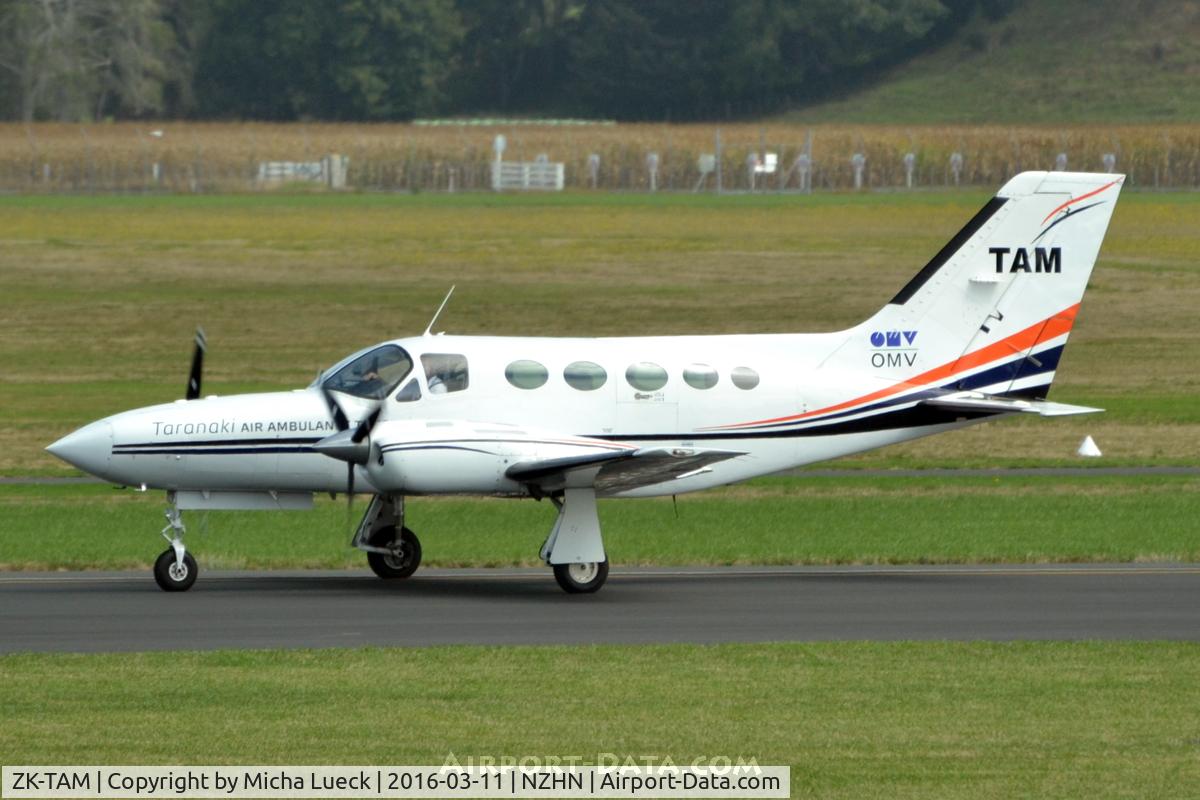 ZK-TAM, Cessna 421C Golden Eagle C/N 421C-0886, At Hamilton