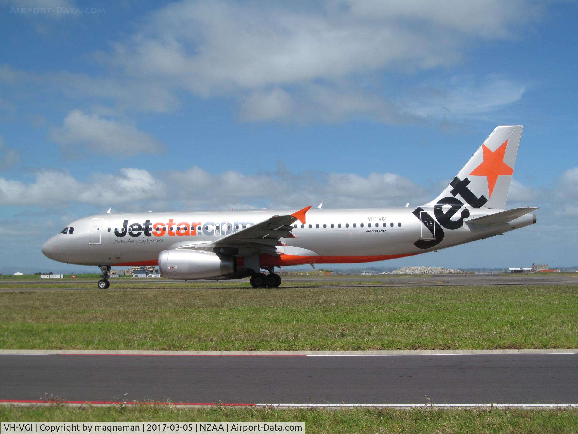 VH-VGI, 2010 Airbus A320-232 C/N 4466, at nzaa taxyway