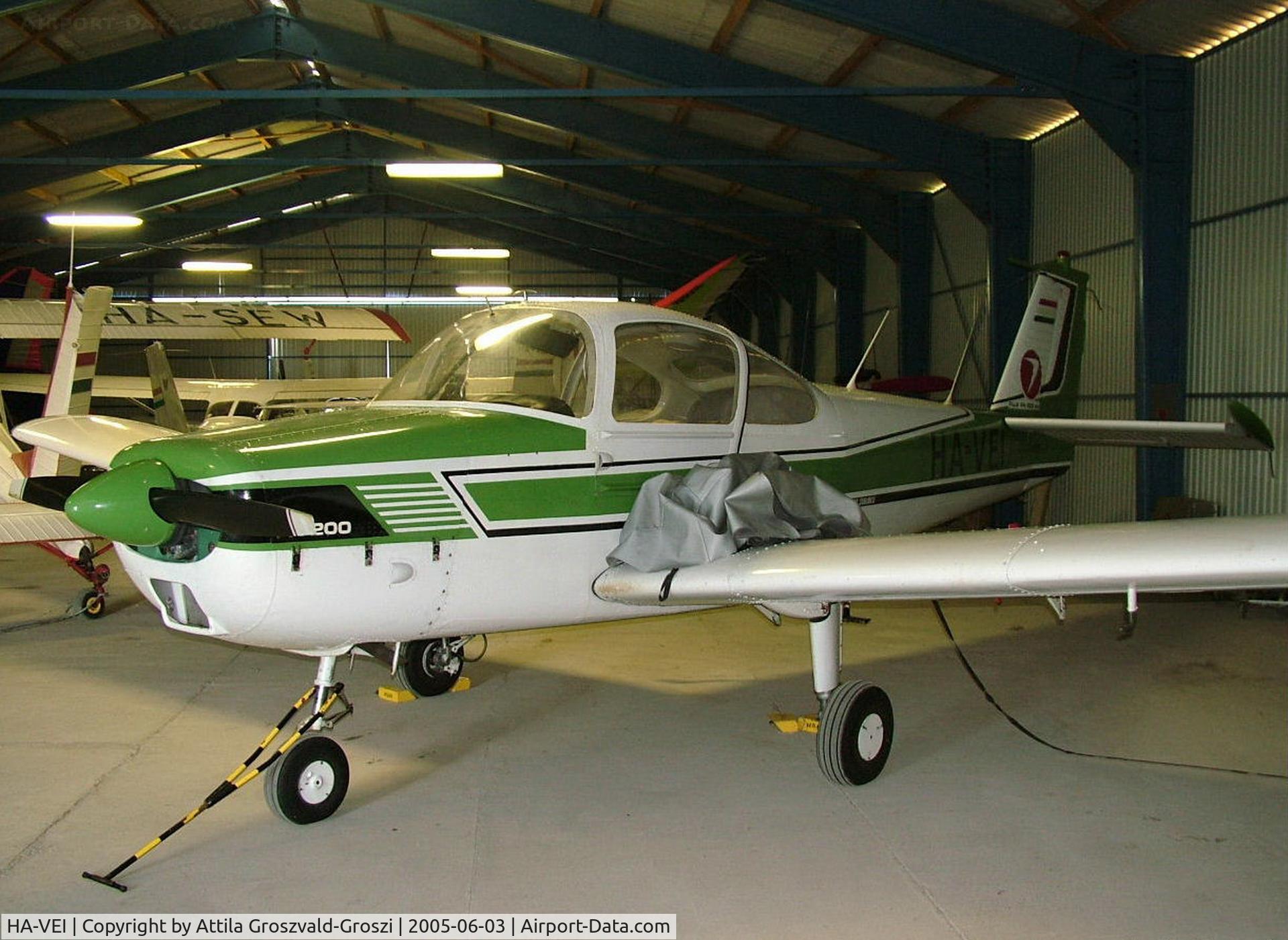 HA-VEI, 1971 Fuji FA-200-160 Aero Subaru C/N 150, Úrhida Airfield, Hungary