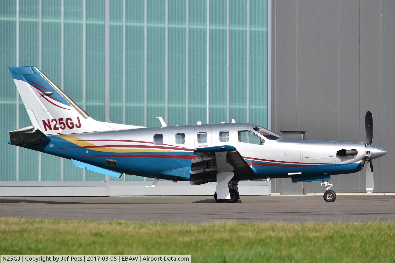 N25GJ, 2010 Socata TBM-700N C/N 547, At Antwerp Airport.