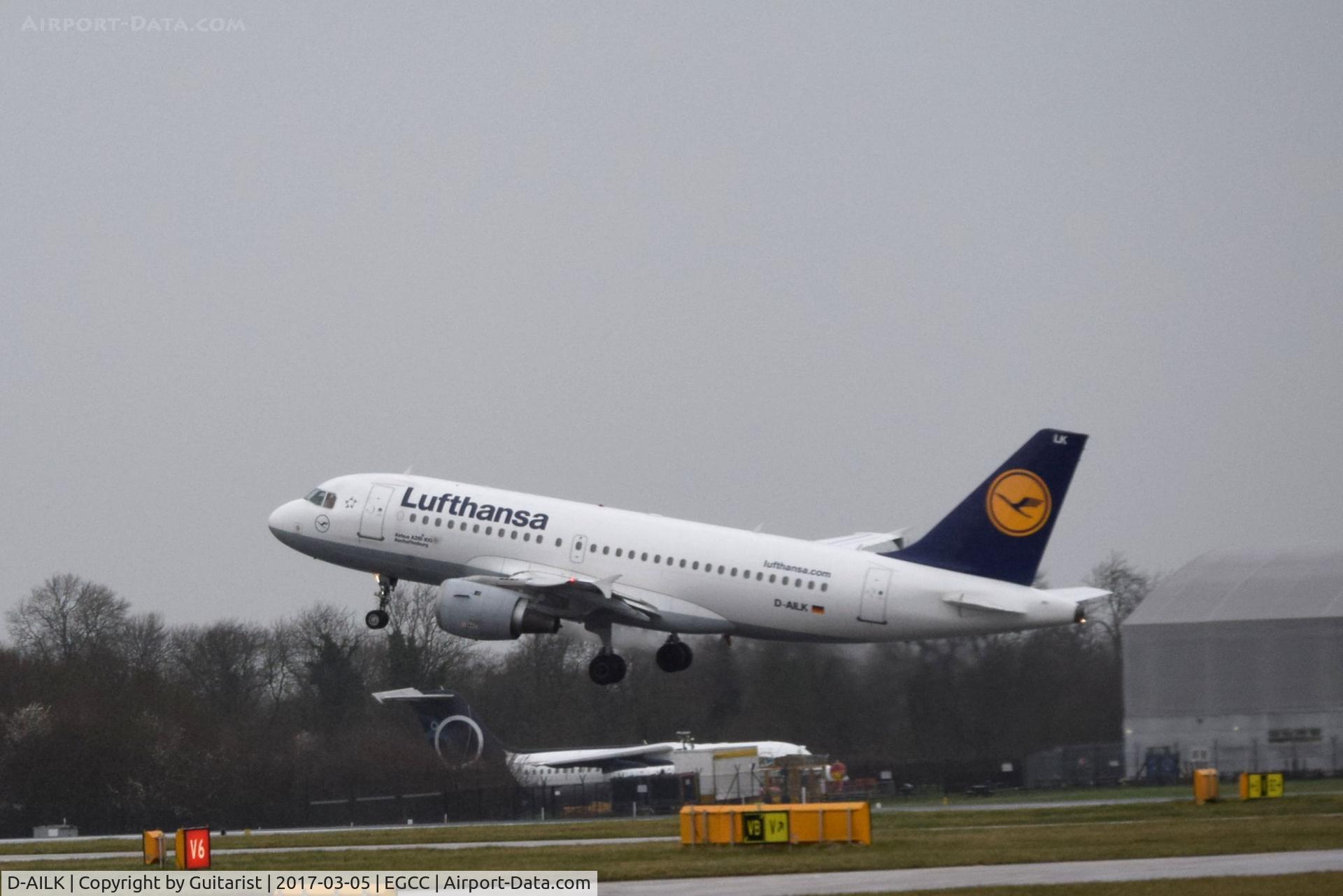 D-AILK, 1997 Airbus A319-114 C/N 679, At Manchester