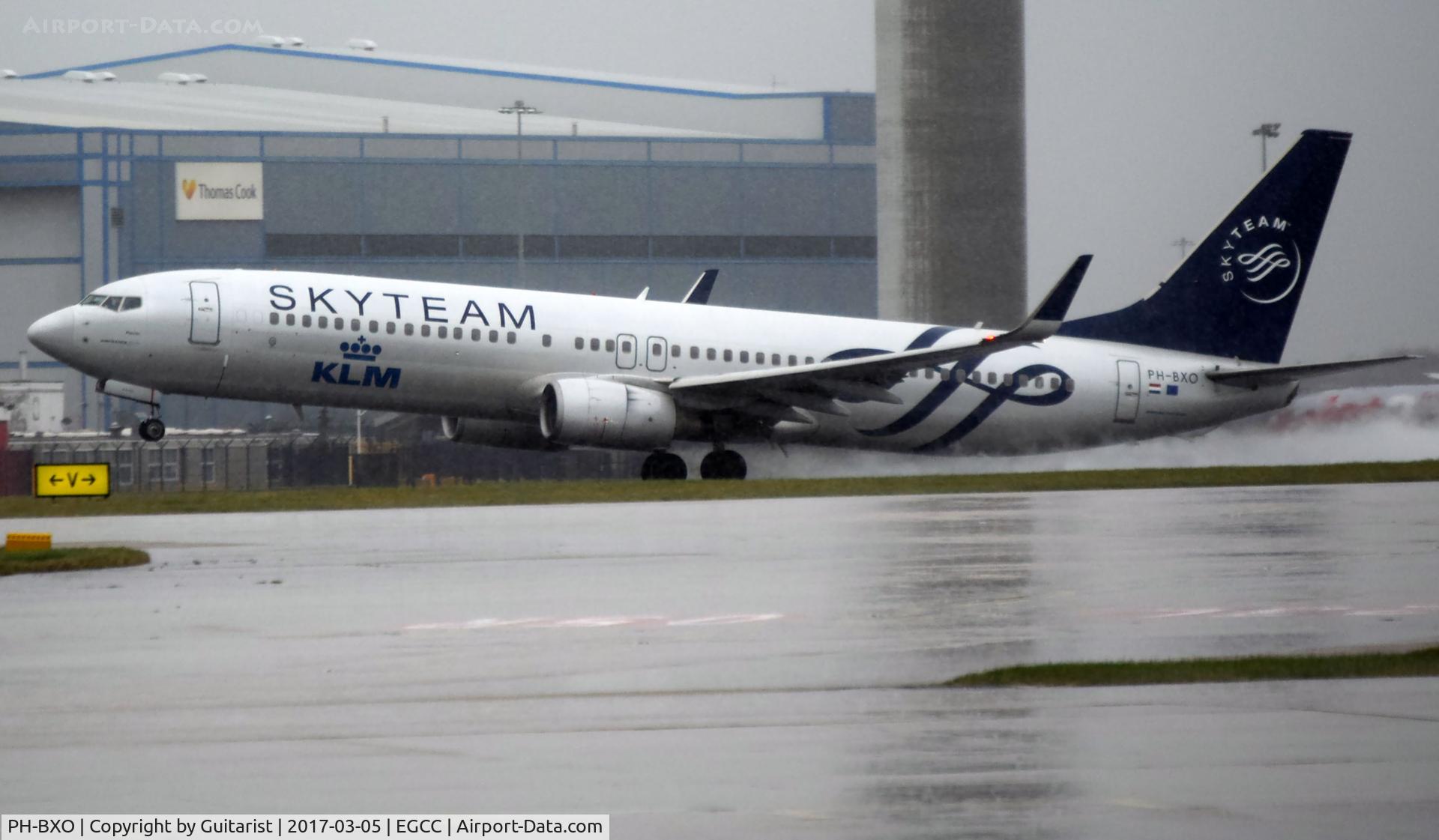 PH-BXO, 2001 Boeing 737-9K2 C/N 29599, At Manchester
