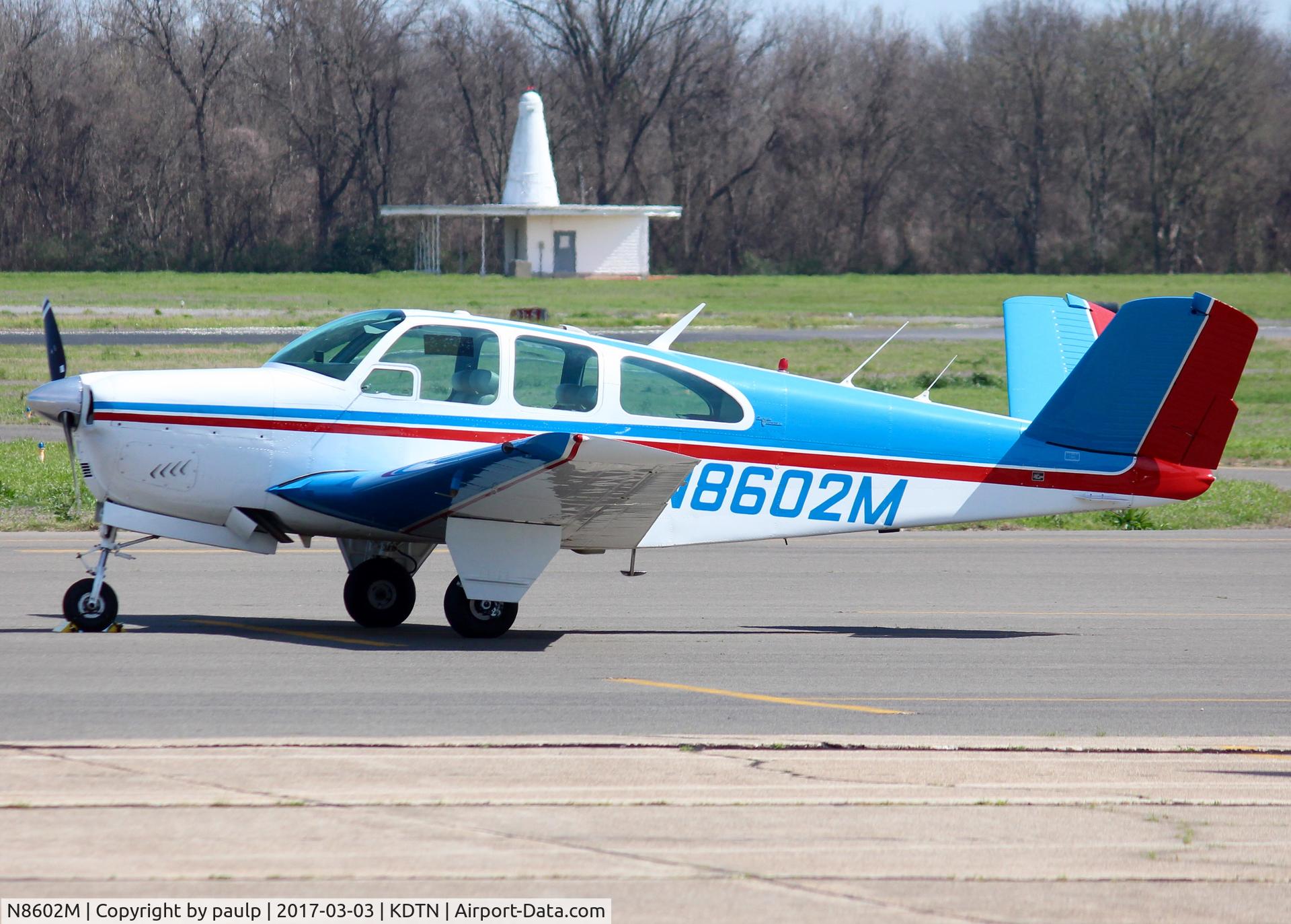 N8602M, 1963 Beech P35 Bonanza C/N D-7294, At Downtown Shreveport.