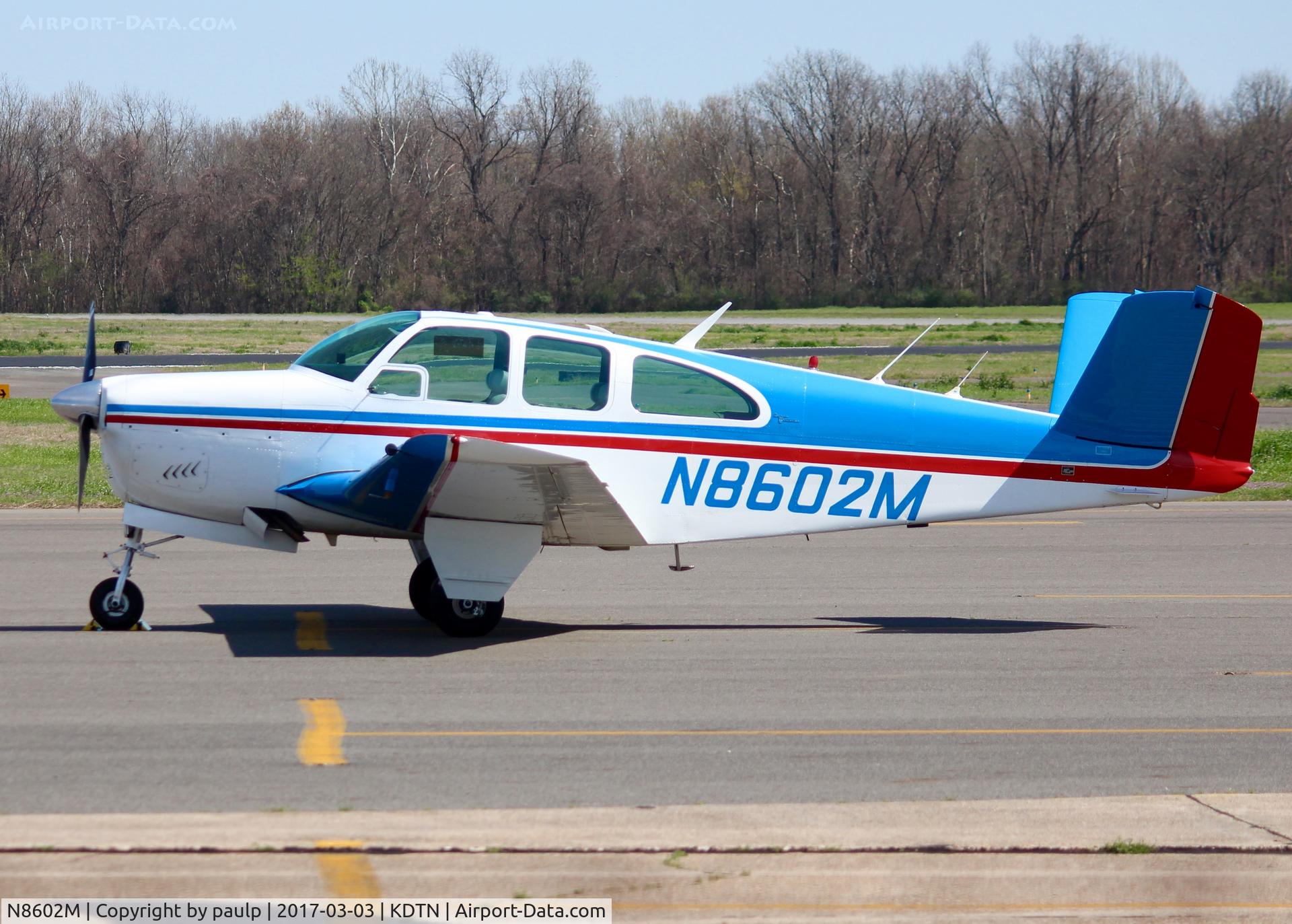 N8602M, 1963 Beech P35 Bonanza C/N D-7294, At Downtown Shreveport.