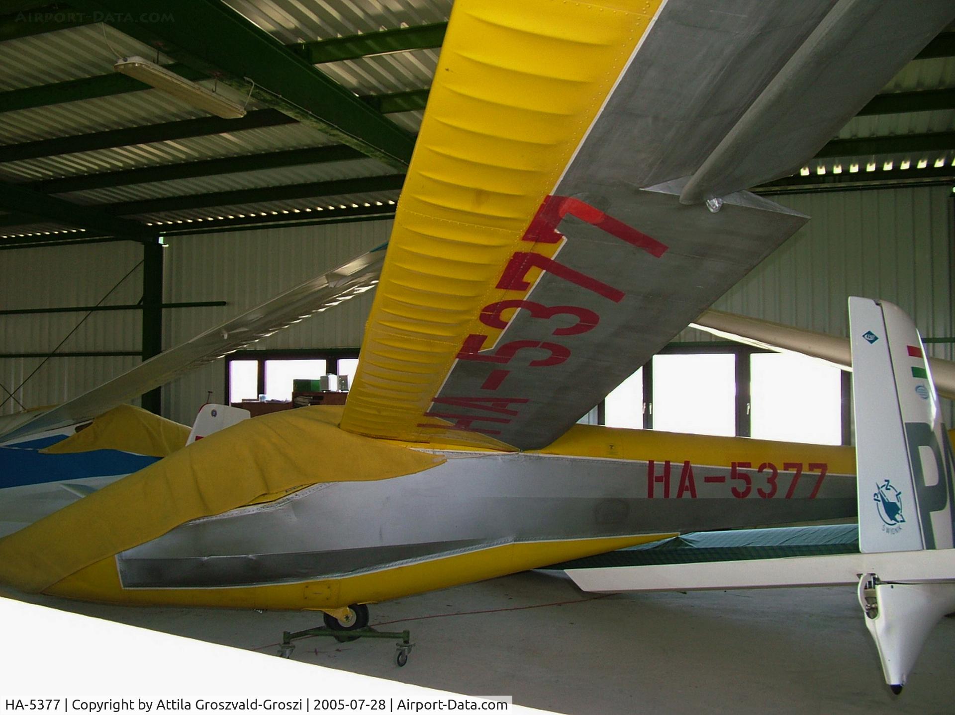 HA-5377, 1965 Rubik R-26S Góbé C/N E-1246, Aero Ság Airfield Tokorcs, Hungary