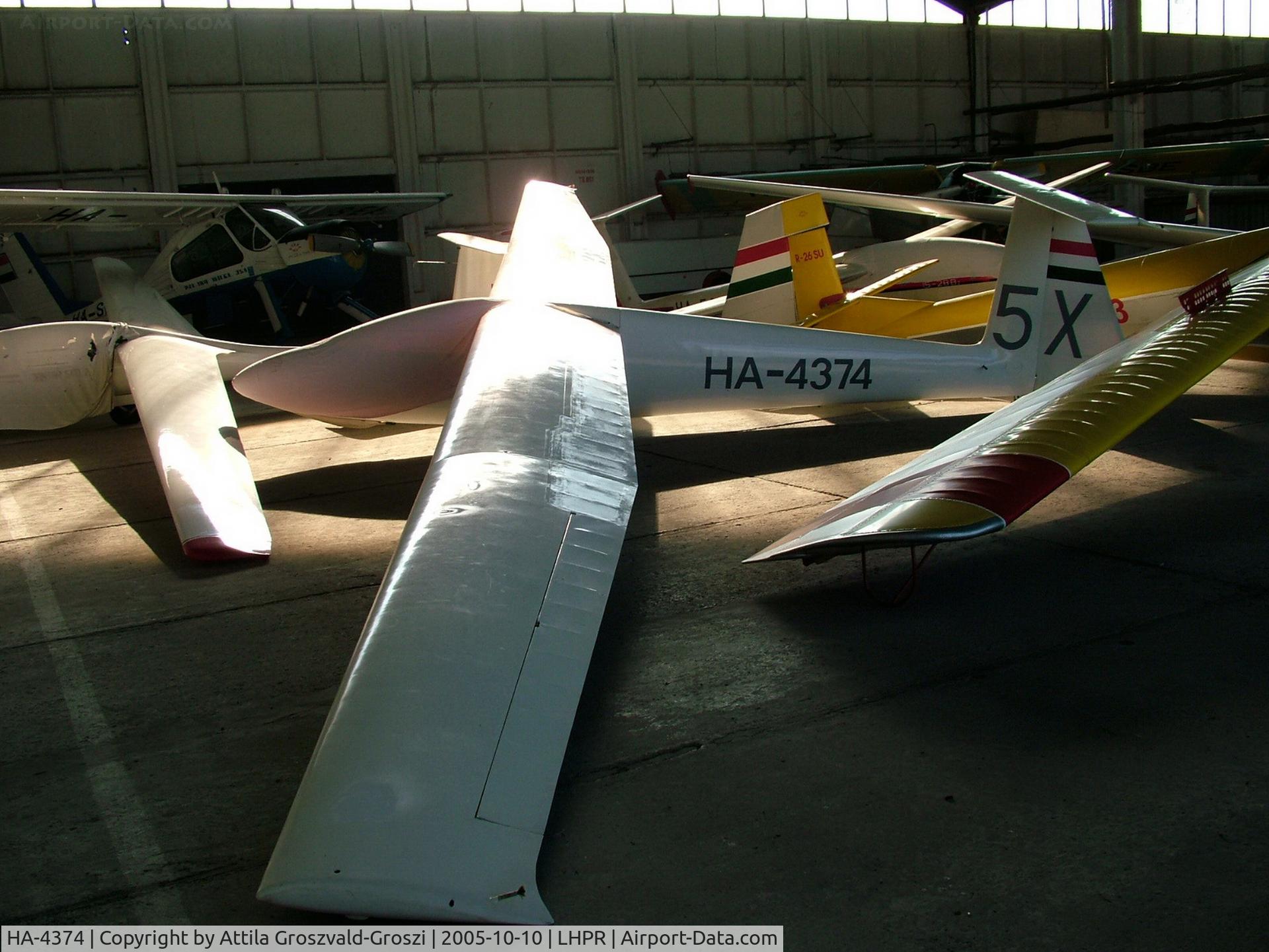 HA-4374, 1977 PZL-Bielsko SZD-30 Pirat C/N S-08.27, Györ-Pér Airport, Hungary