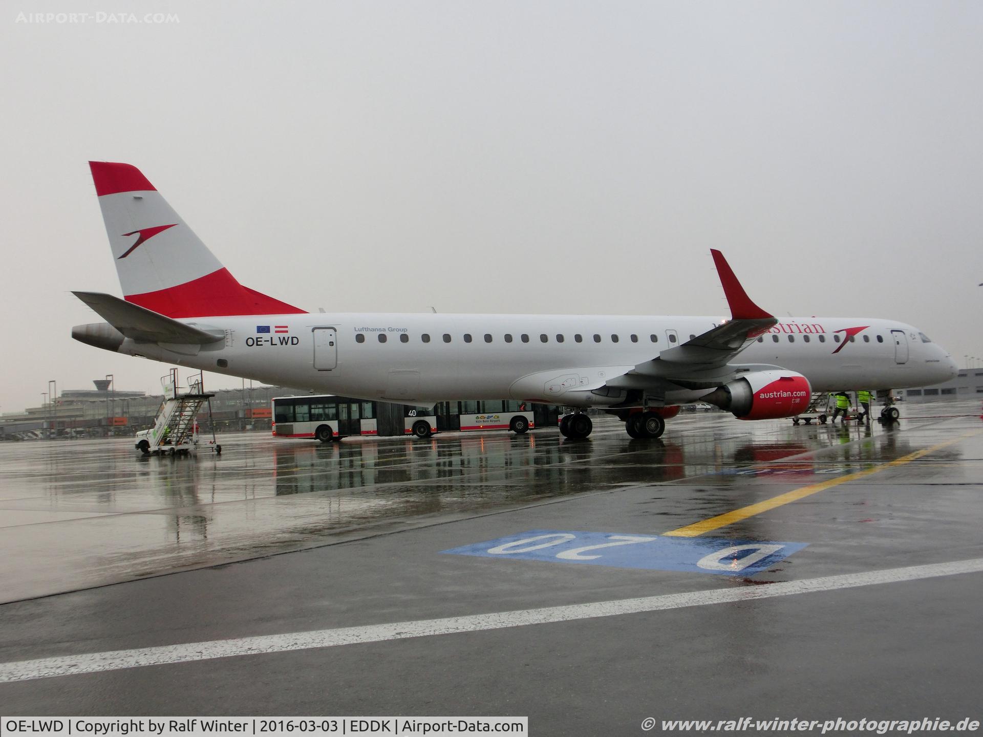OE-LWD, 2011 Embraer 195LR (ERJ-190-200LR) C/N 19000411, Embraer ERJ-195LR 190-200LR - OS AUA Austrian Airlines 'Central Europe' - 19000411 - OE-LWD - 03.03.2016 - CGN