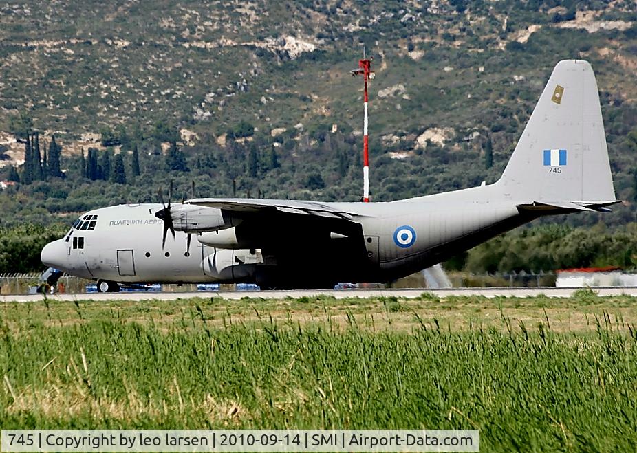 745, Lockheed C-130H Hercules C/N 382-4716, Samos 14.9.2010