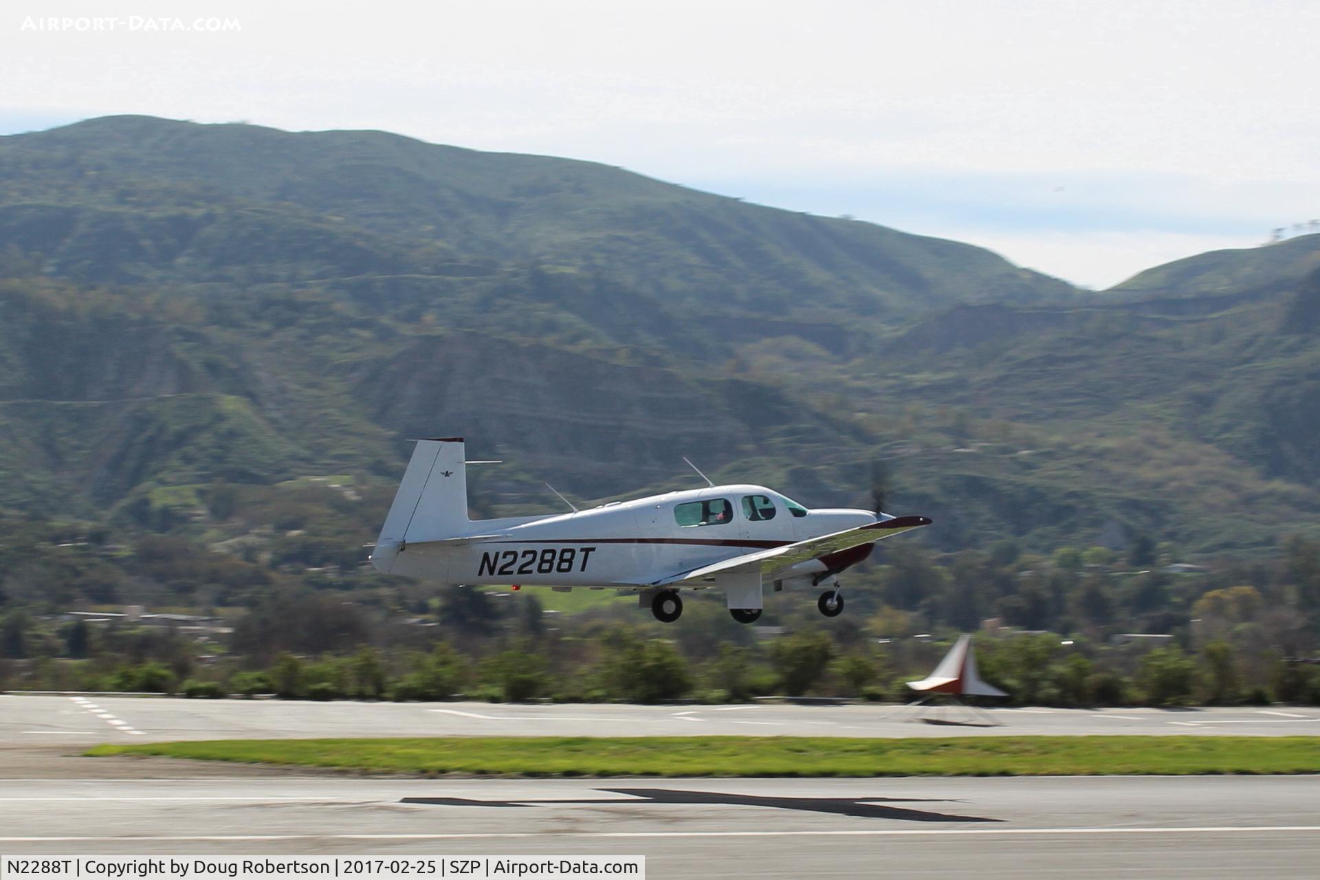 N2288T, 1967 Mooney M20F Executive C/N 670204, 1967 Mooney M20F EXECUTIVE, Lycoming IO-360-A1A 200 Hp, long range fuel tanks mod by STC. Takeoff climb Rwy 22