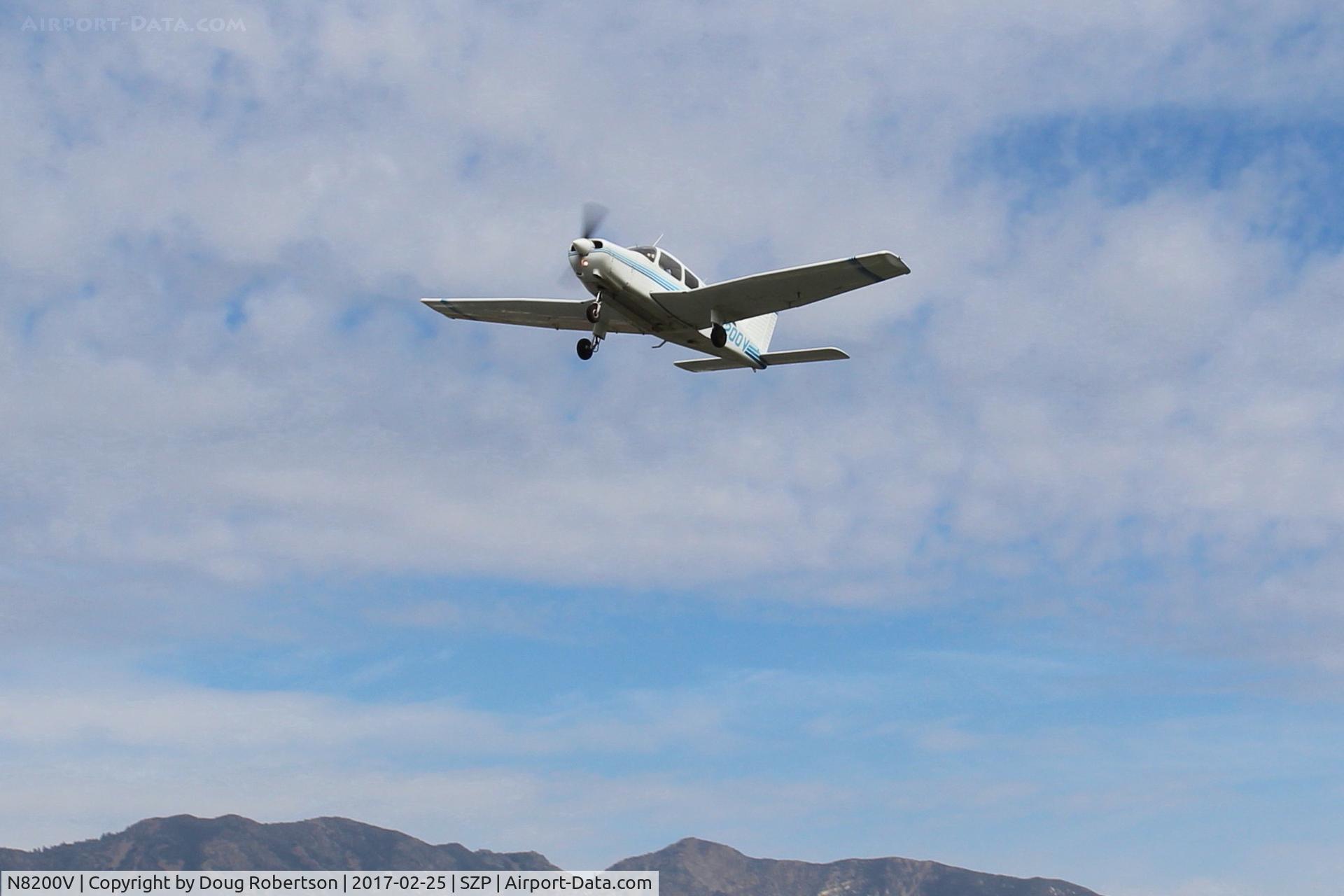 N8200V, 1980 Piper PA-28-161 Warrior II C/N 28-8016319, 1980 Piper PA-28-161 WARRIOR II, Lycoming O-320-D3G 160 Hp, takeoff climb Rwy 22