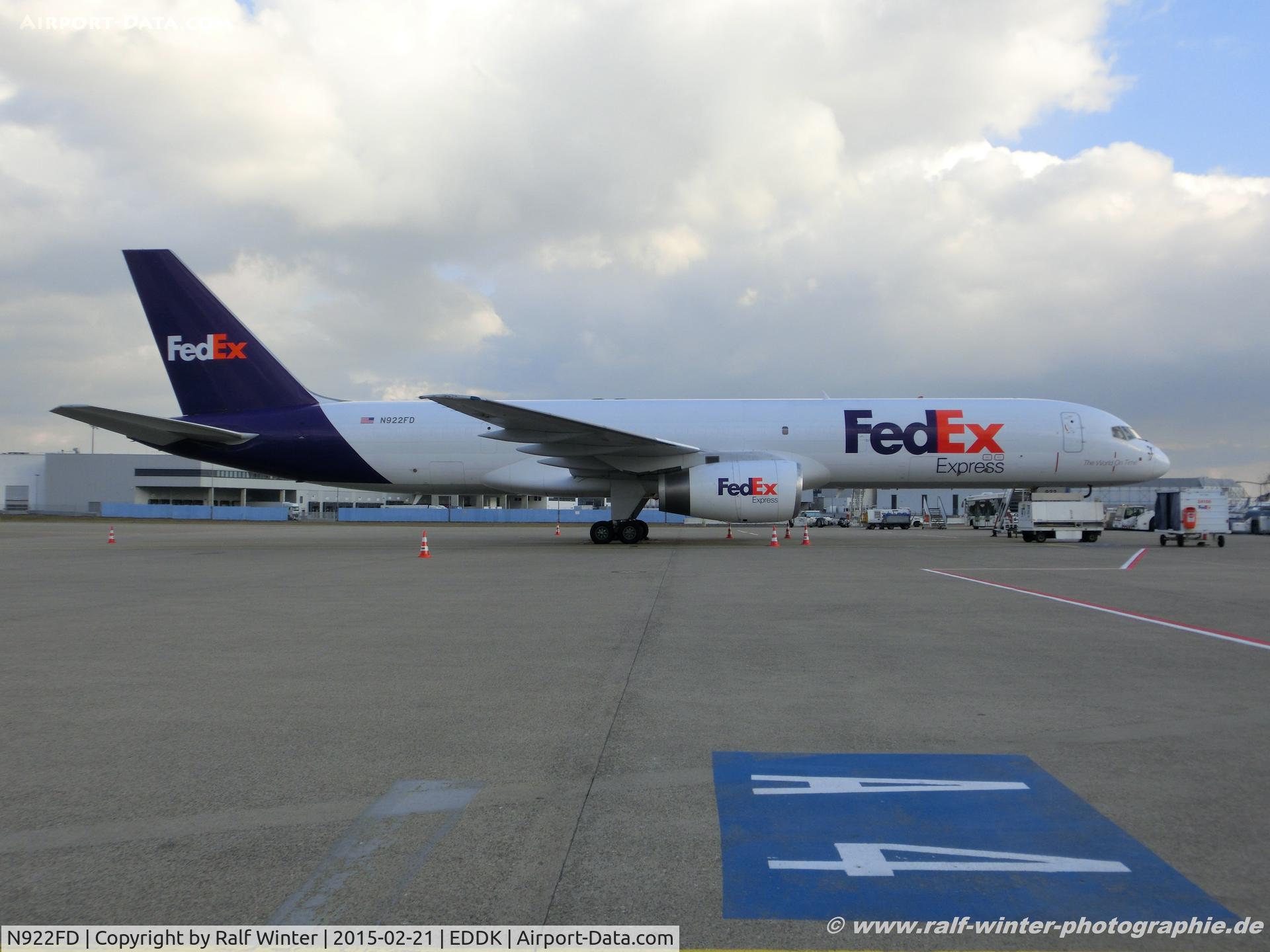 N922FD, 1989 Boeing 757-23A C/N 24293, Boeing 757-23A - FX FDX Federal Express - 24293 - N922FD - 21.02.2015 - CGN