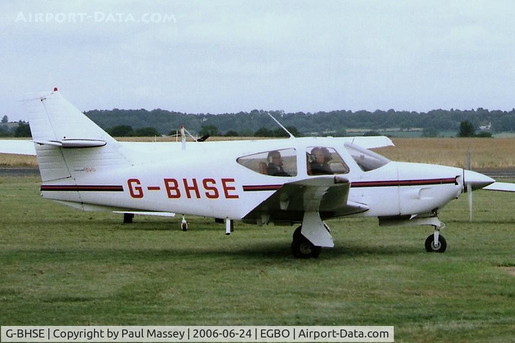 G-BHSE, 1976 Rockwell Commander 114 C/N 14161, Veterans Day Visitor. EX:-N4831W,AN-BRL.Scan