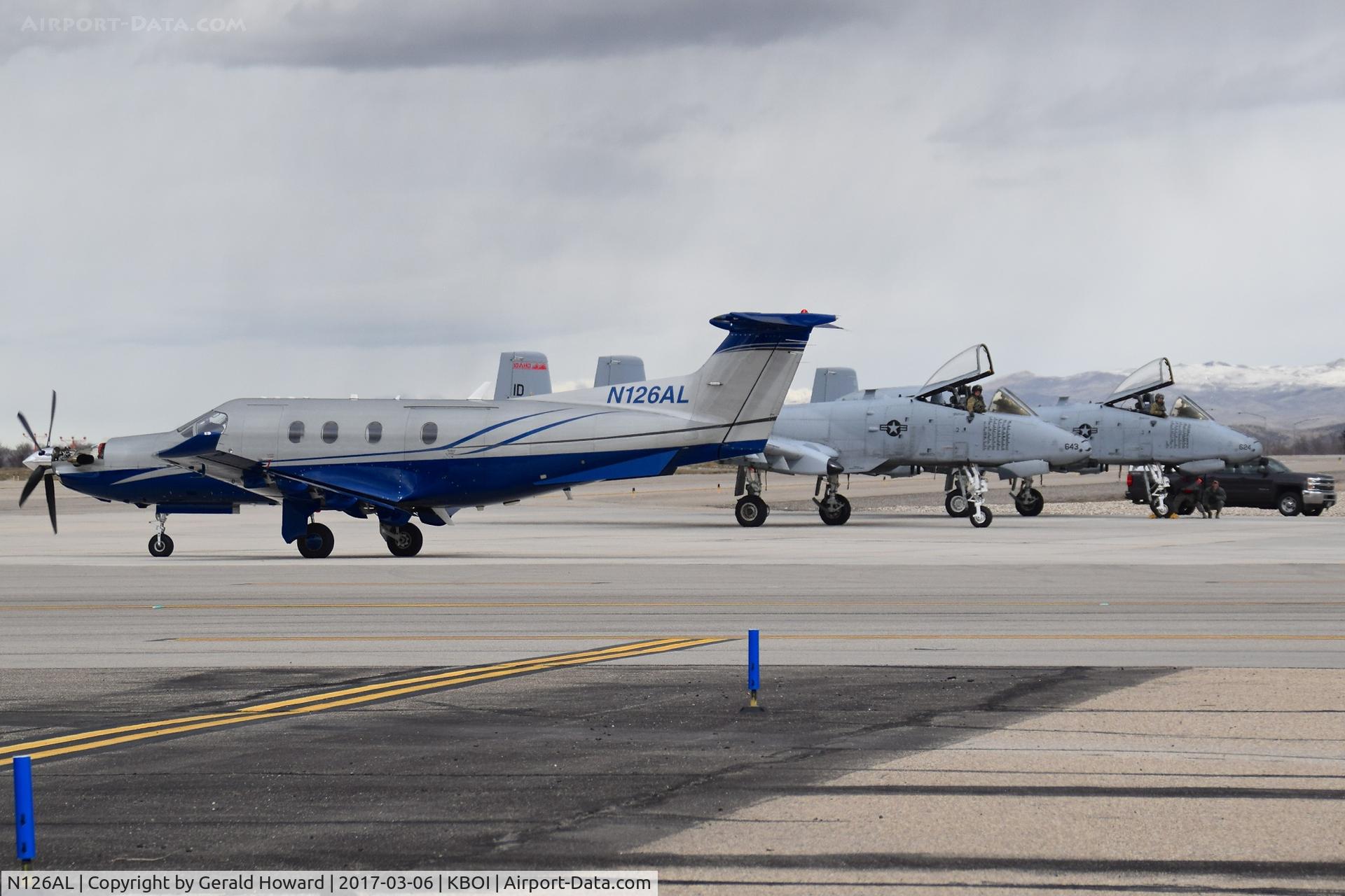 N126AL, 2007 Pilatus PC-12/47 C/N 863, Doing an engine run up on the Idaho ANG flight check ramp.