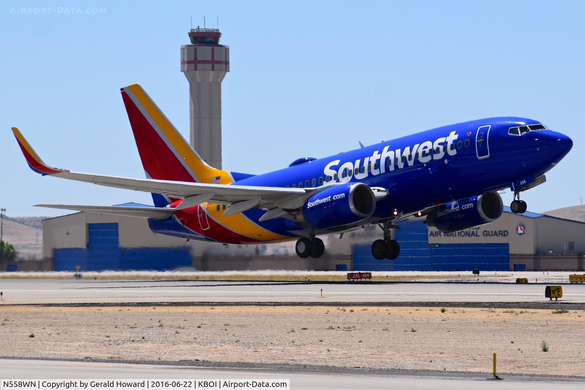 N558WN, 2002 Boeing 737-73V C/N 30248, Take off from RWY 28R.