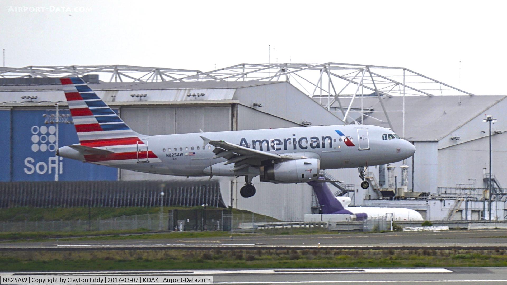 N825AW, 2001 Airbus A319-132 C/N 1527, Landing 28L at North Field Oakland Airport.