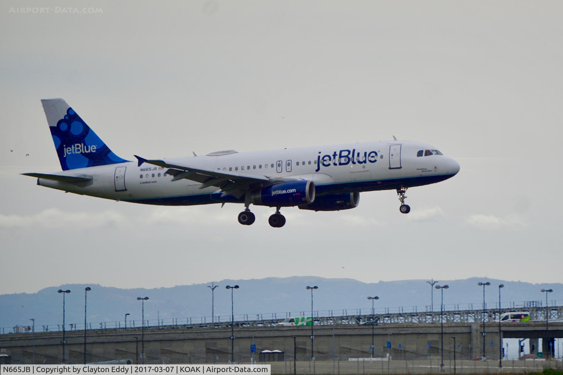 N665JB, 2007 Airbus A320-232 C/N 3348, Landing runway 28L at North Oakland Airport.