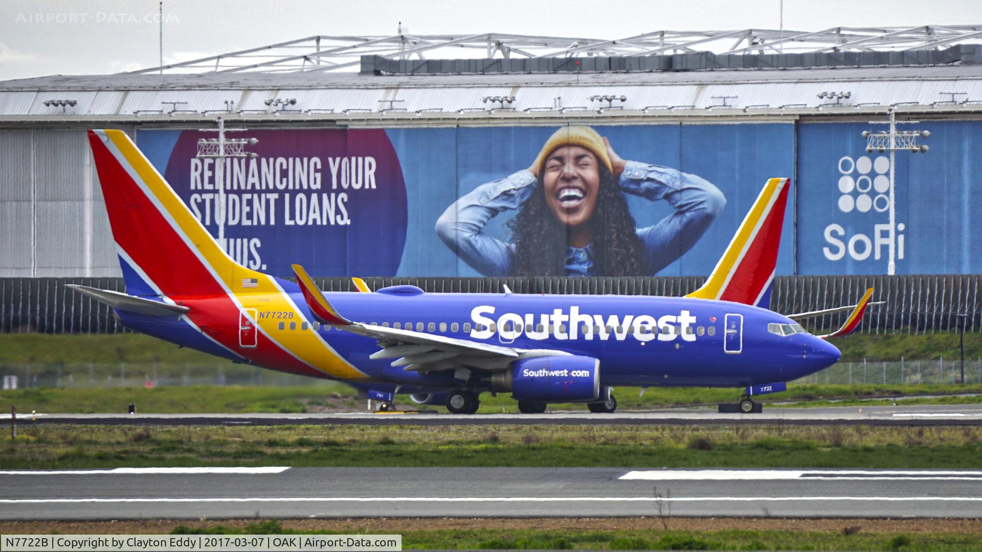 N7722B, 2006 Boeing 737-76N C/N 32668, North Field Oakland Airport.