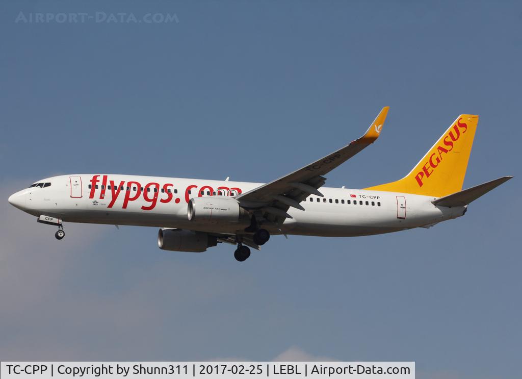 TC-CPP, 2002 Boeing 737-804 C/N 32903, Landing rwy 25R