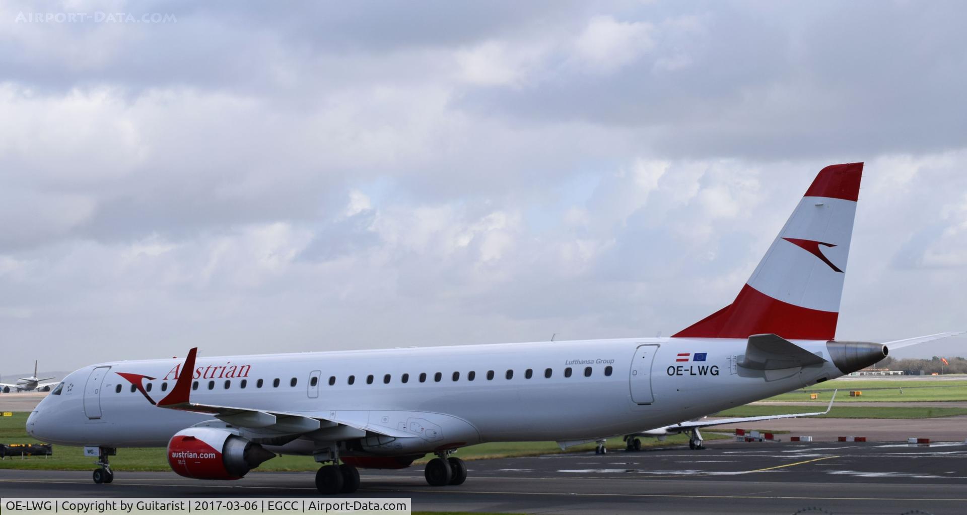 OE-LWG, 2011 Embraer 195LR (ERJ-190-200LR) C/N 19000464, At Manchester