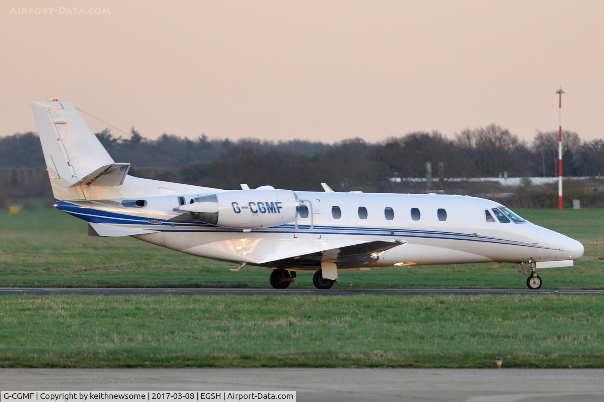G-CGMF, 2002 Cessna 560 Citation Excel C/N 560-5271, Evening Arrival.