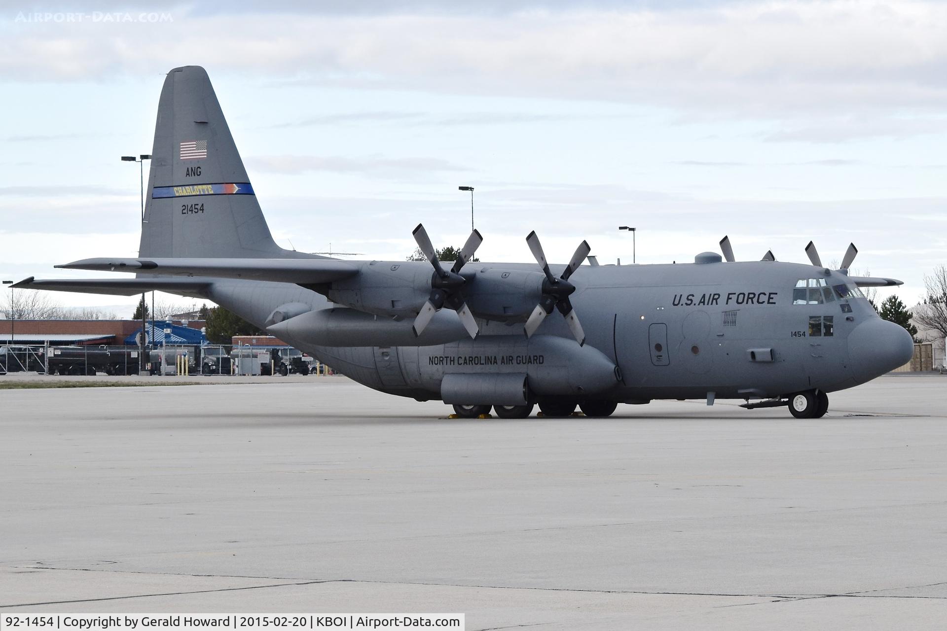 92-1454, 1992 Lockheed C-130H Hercules C/N 382-5333, Parked on the Idaho ANG ramp. 145th Airlift Wing, NC ANG