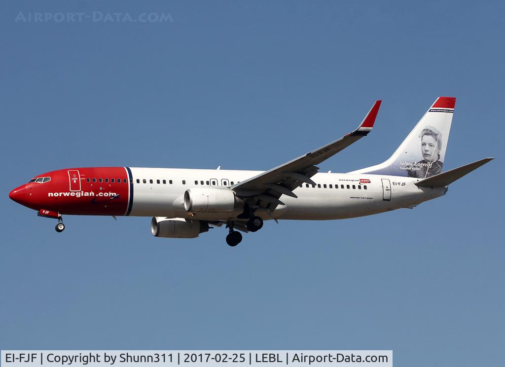 EI-FJF, 2009 Boeing 737-86N C/N 36814, Landing rwy 25R