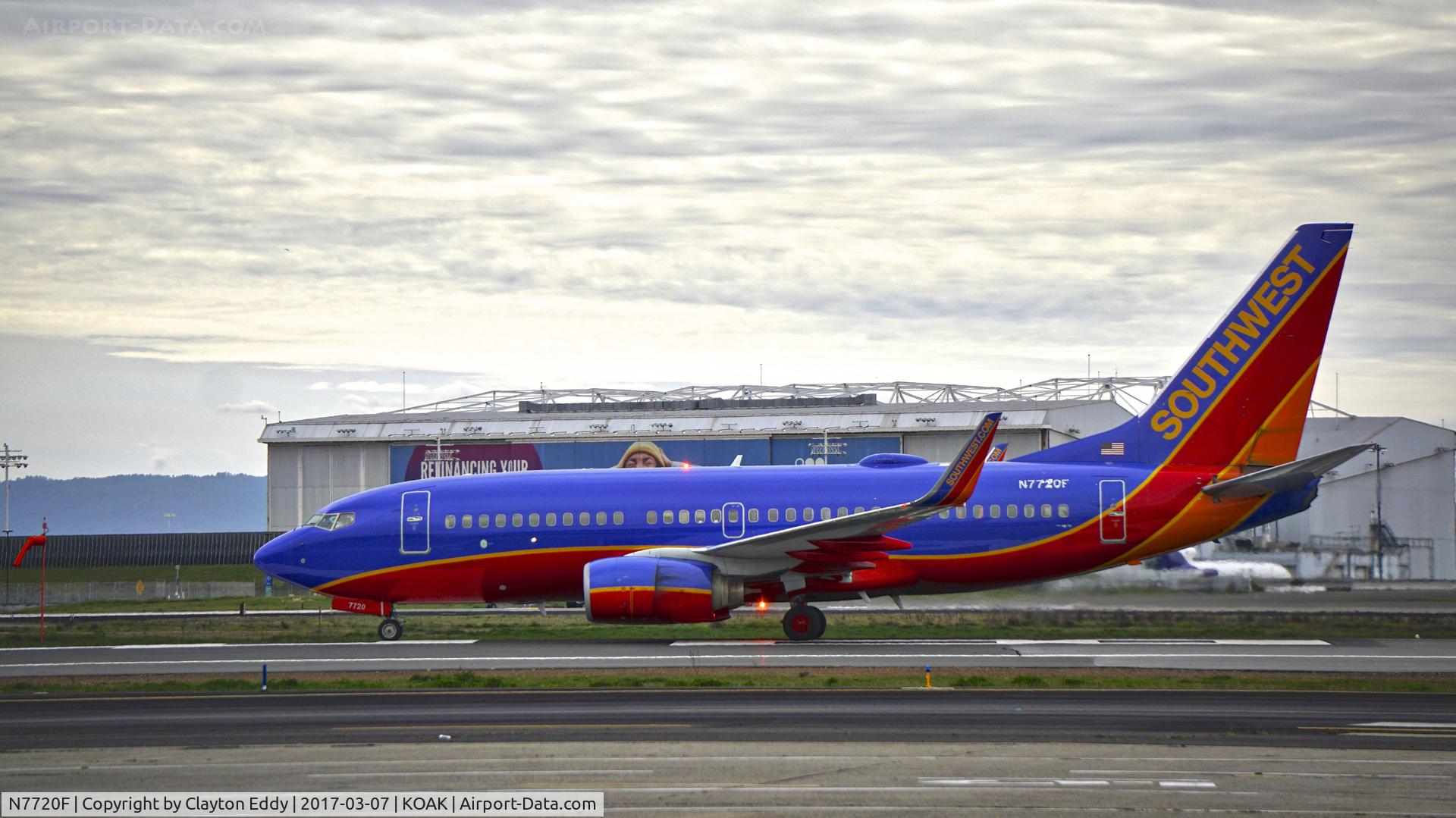 N7720F, 2006 Boeing 737-7BD C/N 33922, North Field Oakland California. 2017.
