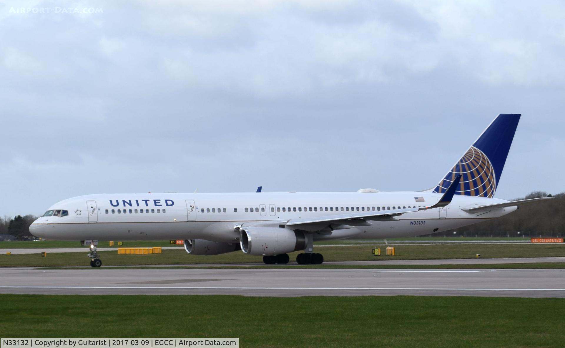 N33132, 1998 Boeing 757-224 C/N 29281, At Manchester