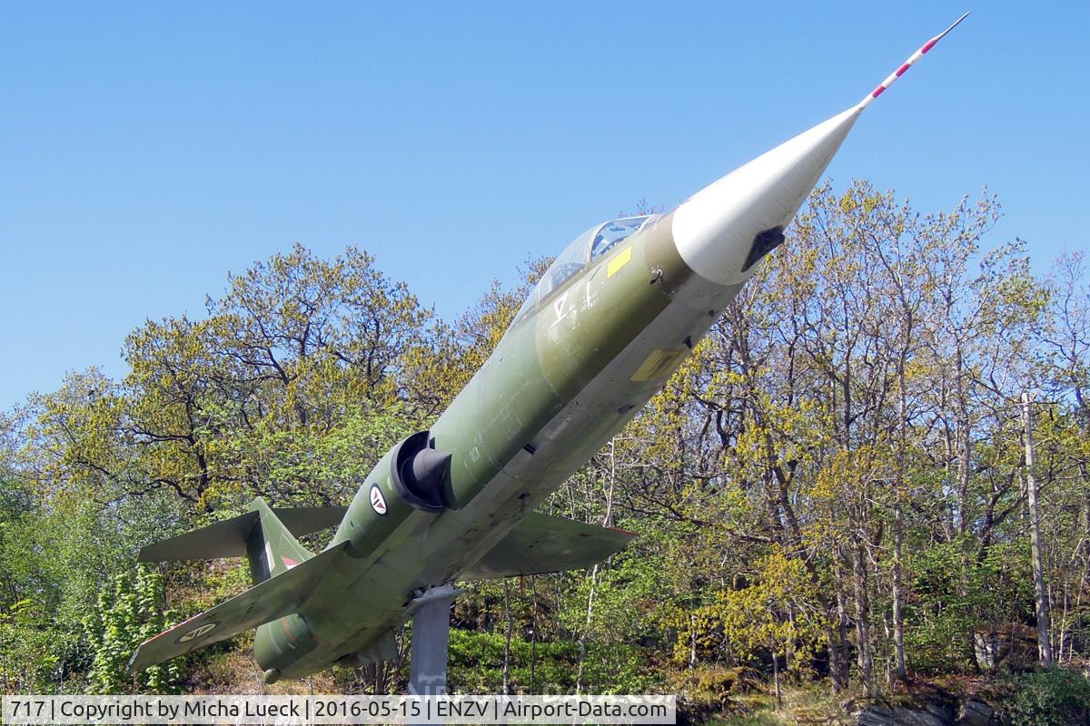 717, Canadair CF-104 Starfighter C/N 683A-1017, At the Flyhistorisk Museum in Stavanger