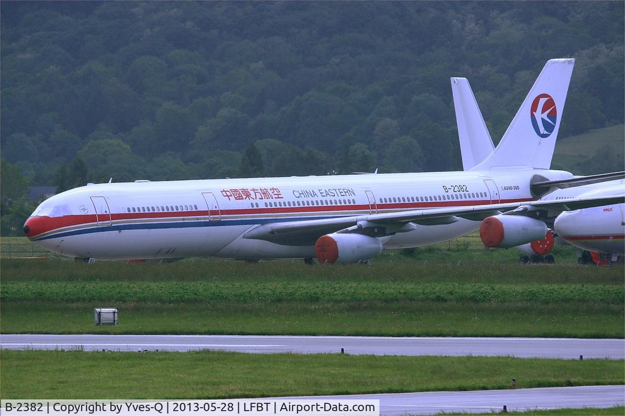 B-2382, 1996 Airbus A340-313 C/N 141, Airbus A340-313, Stored and pending dismantling by Tarmac Aerosave,Tarbes-Lourdes-Pyrénées airport (LFBT-LDE)