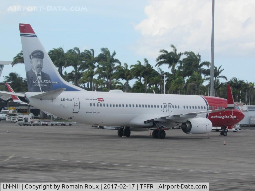 LN-NII, 2014 Boeing 737-8JP C/N 43877, Parked