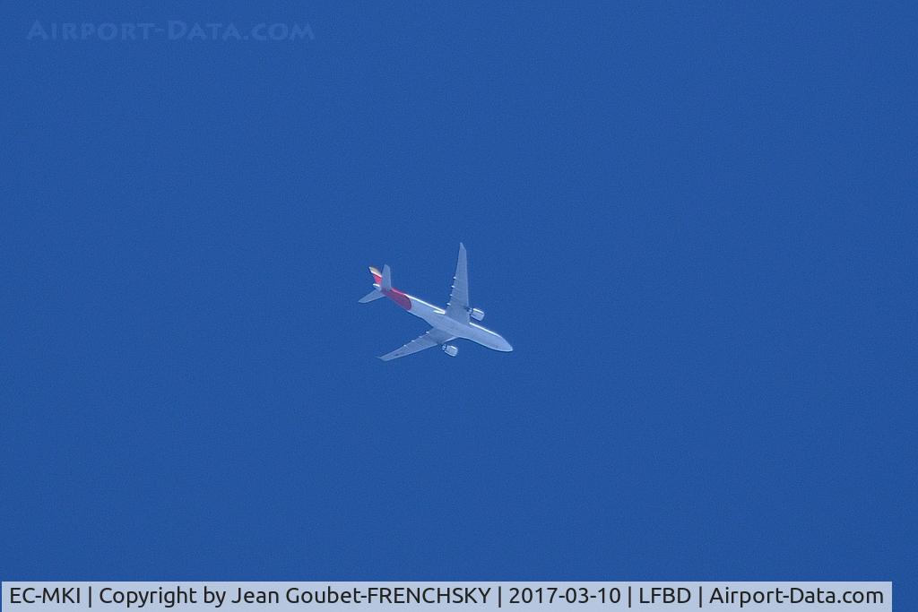 EC-MKI, 2016 Airbus A330-202 C/N 1719, IB6801 Madrid to Tokyo, level 320
