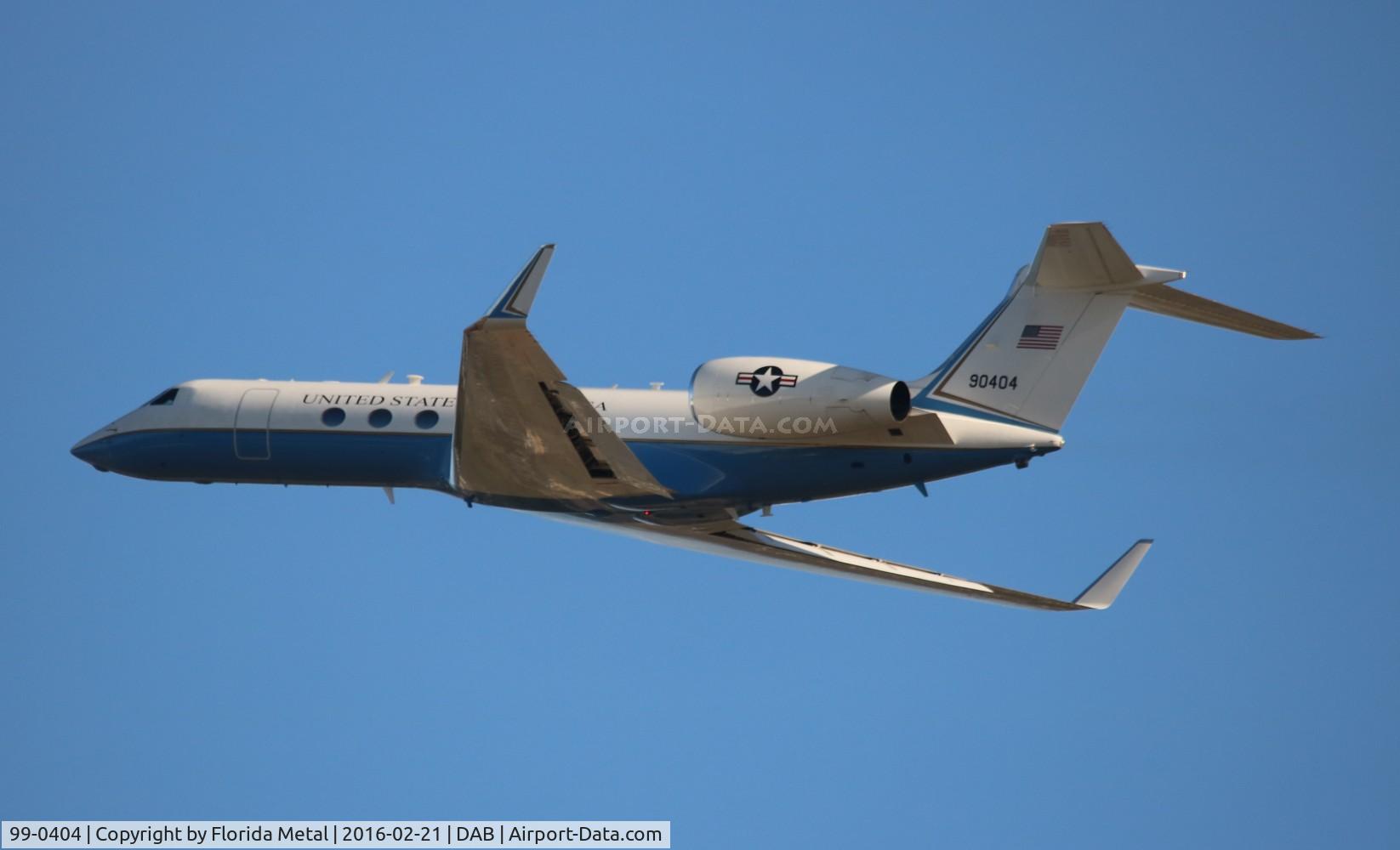 99-0404, 1999 Gulfstream Aerospace C-37A (Gulfstream V) C/N 590, C-37A