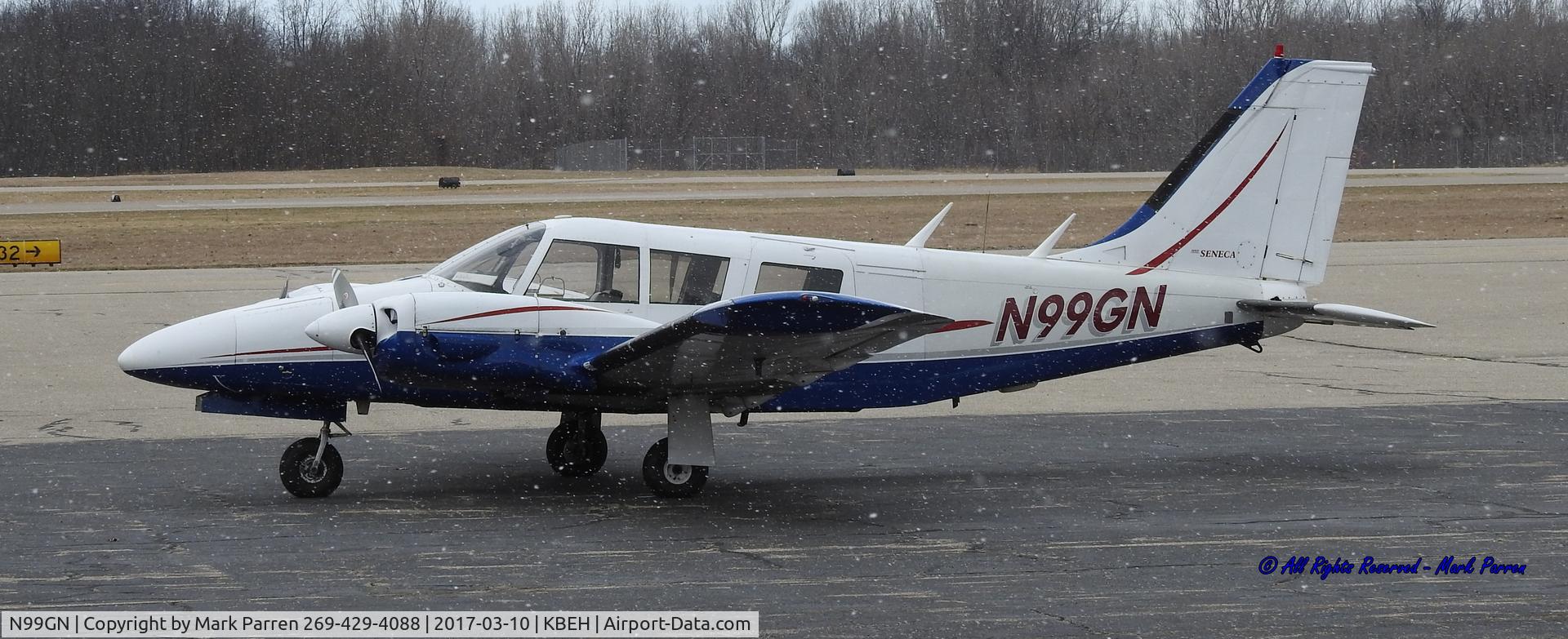 N99GN, 1972 Piper PA-34-200 C/N 34-7250030, Benton Harbor Michigan AirPort