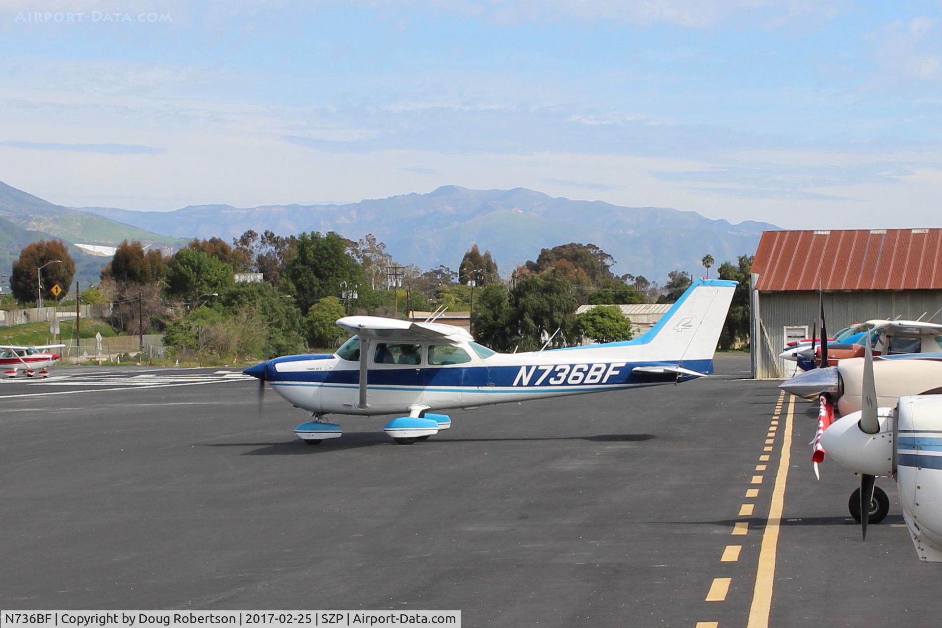 N736BF, 1977 Cessna R172K Hawk XP C/N R1722391, 1977 Cessna 172K HAWK XP, Continental IO-360-KB 210 Hp, CS prop, cowl flaps. Isham conversion upgrade, crossing Rwy 22