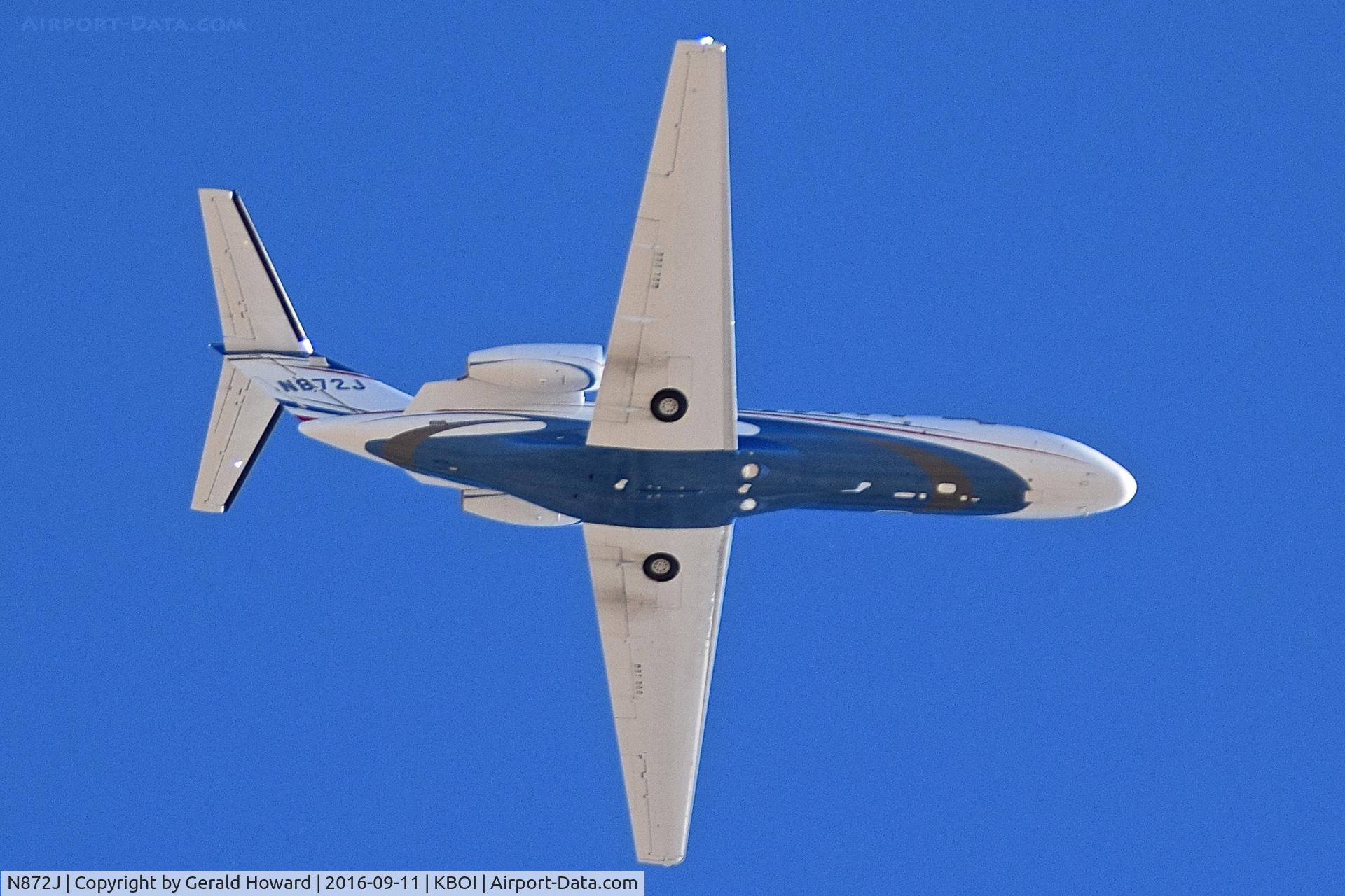 N872J, 2015 Cessna 525B CitationJet CJ3 C/N 525B-0477, Departing RWY 10L.