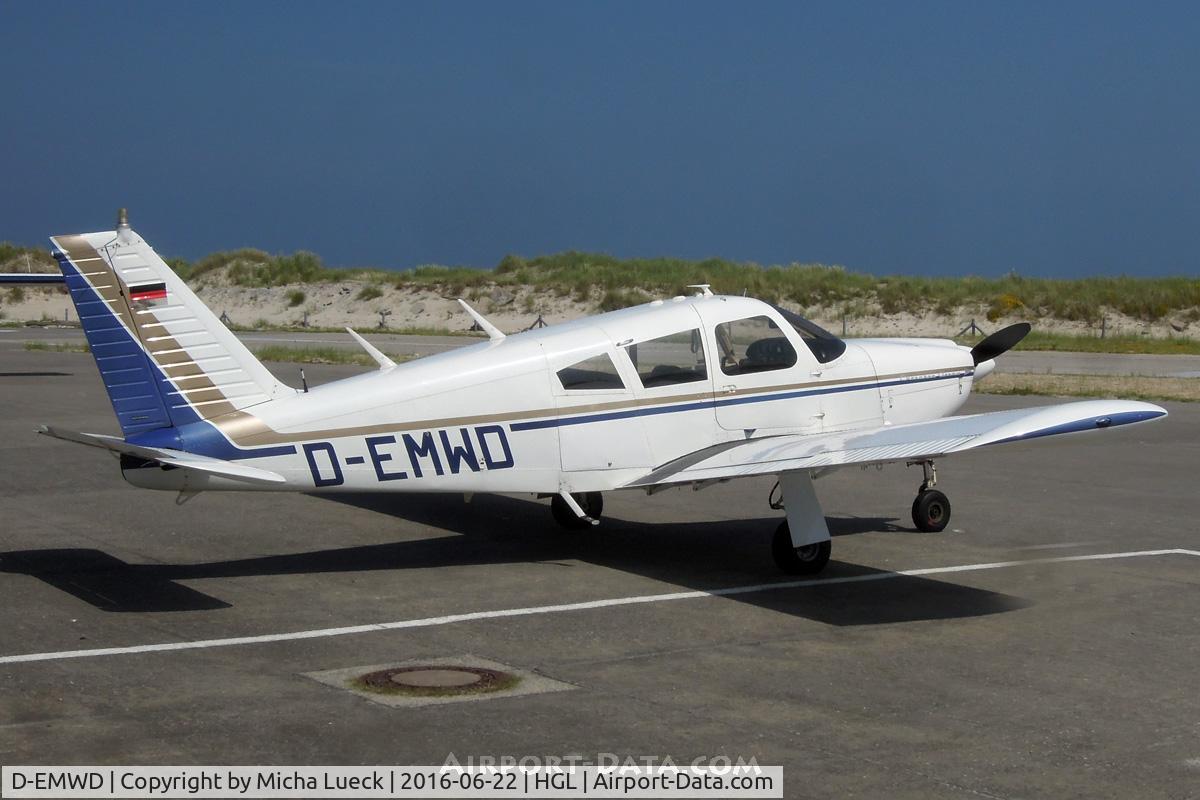 D-EMWD, Piper PA-28R-180 Cherokee Arrow Cherokee Arrow C/N 28R-30648, At Helgoland Düne