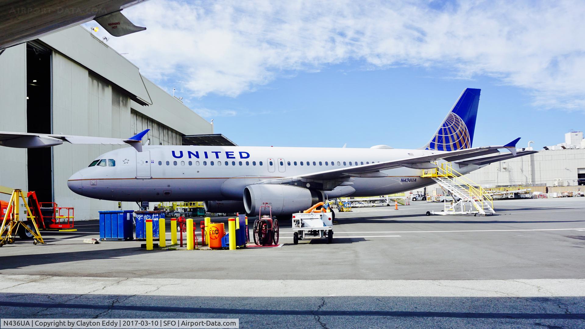 N436UA, 1996 Airbus A320-232 C/N 638, SFO 2017