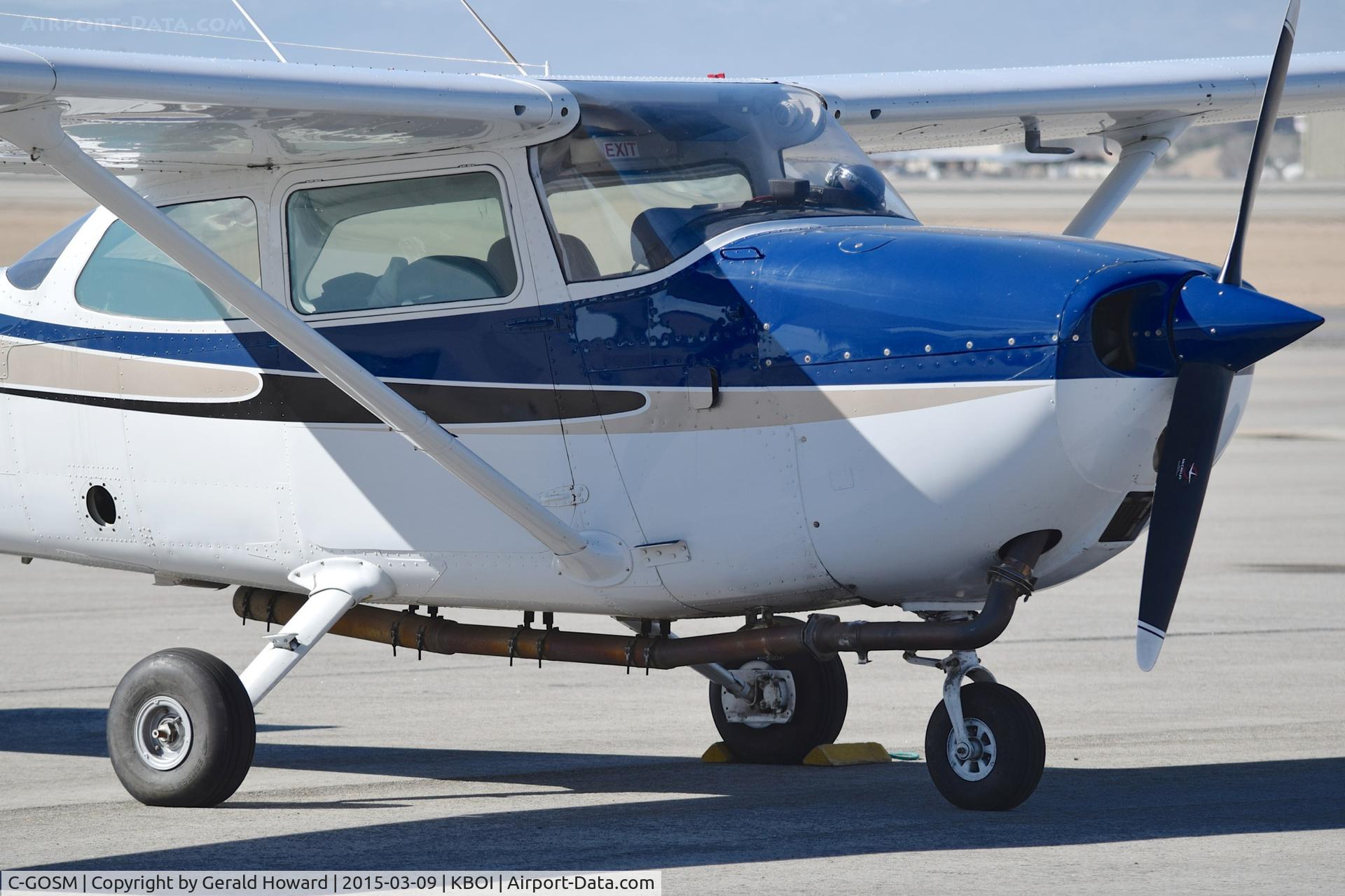 C-GOSM, 1976 Cessna 172M C/N 17267277, The exhaust pipe looks non-stock.