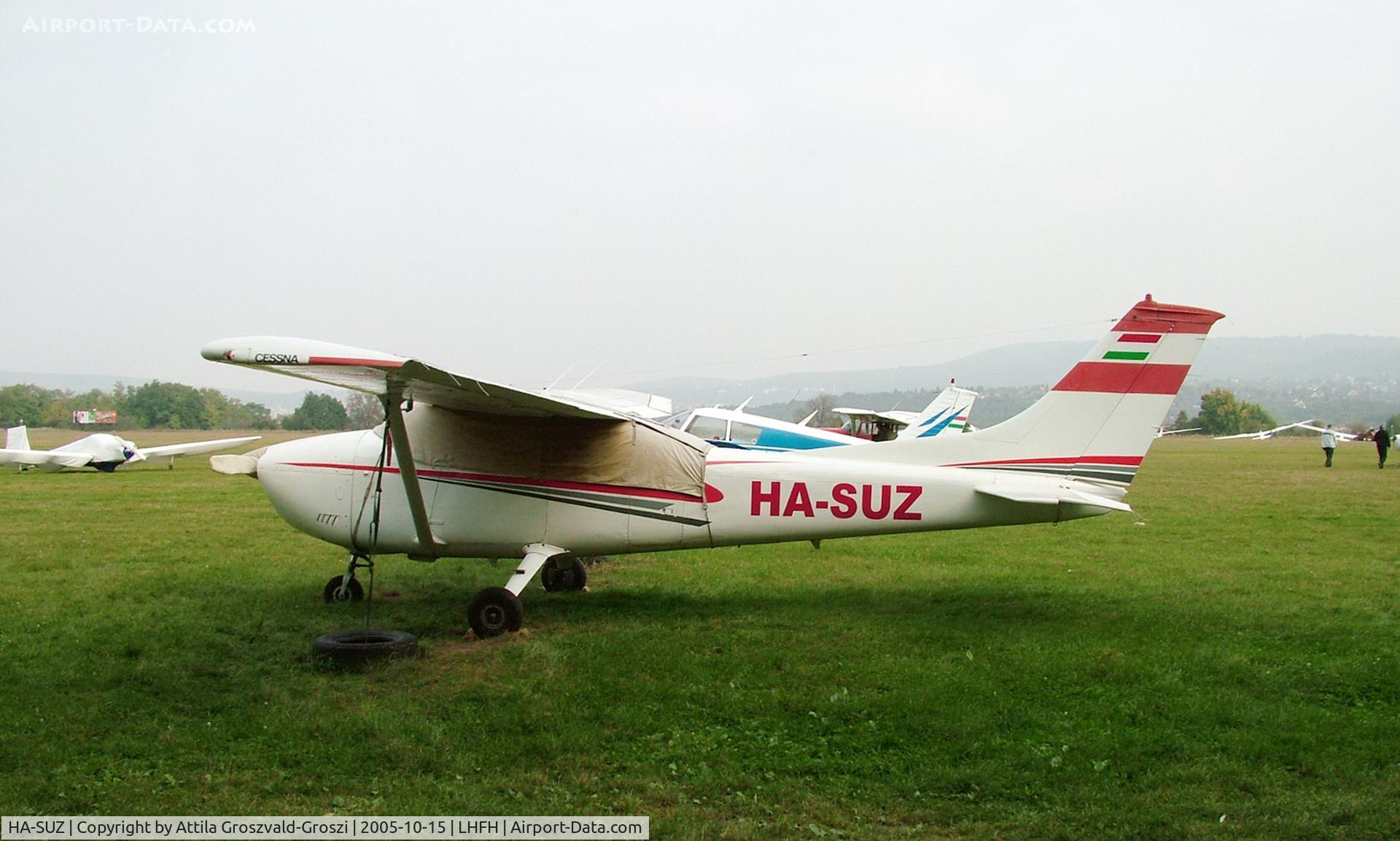 HA-SUZ, 1976 Reims F182P Skylane C/N 63835.0007, Farkashegy Airfield, Hungary