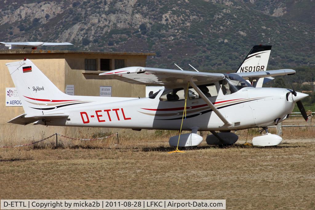 D-ETTL, 2004 Cessna 172R Skyhawk C/N 17281217, Parked