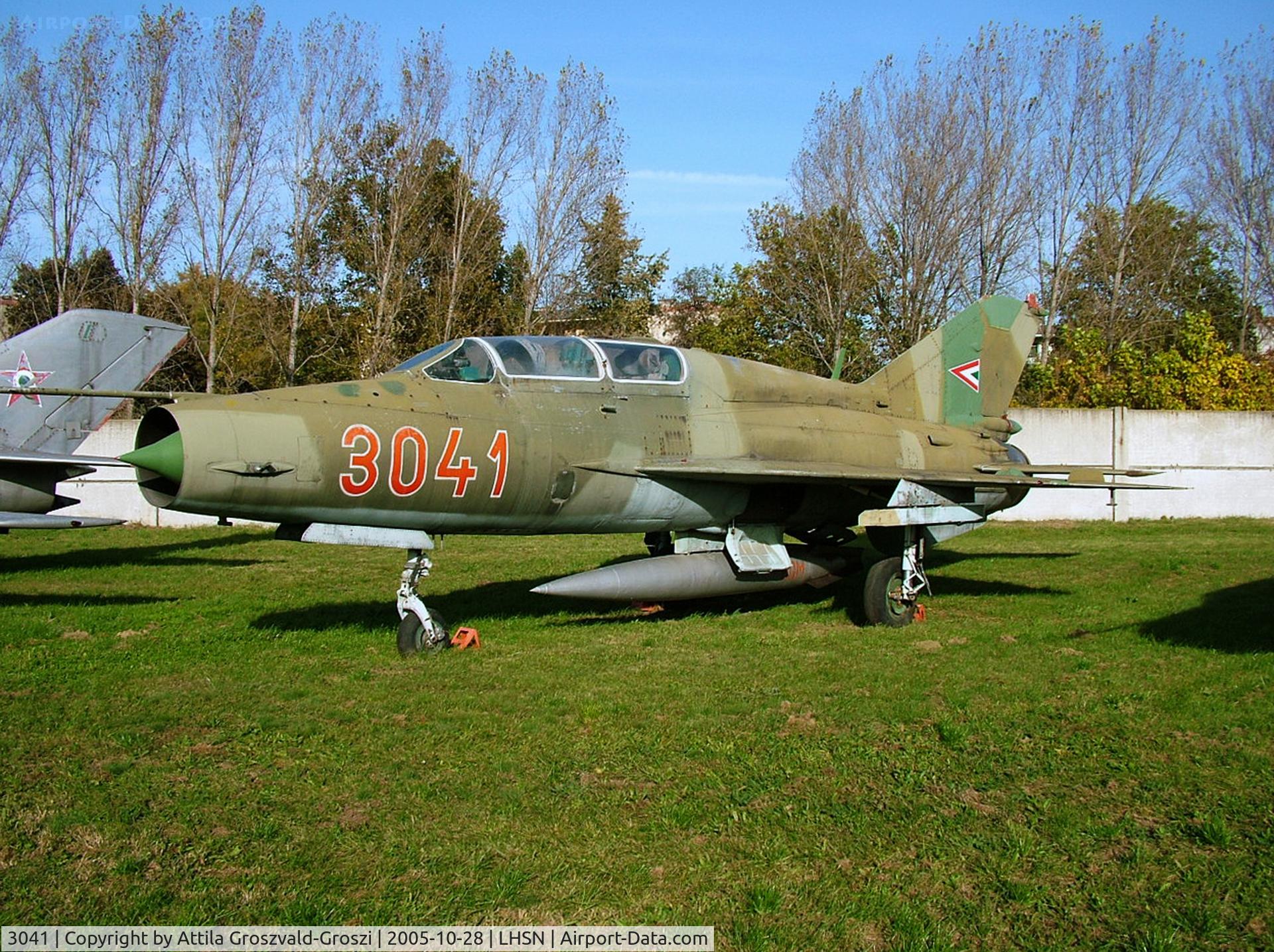 3041, 1974 Mikoyan-Gurevich MiG-21UM C/N 516903041, Szolnok airplane museum, Hungary