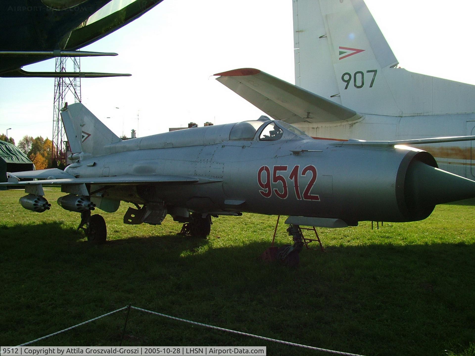 9512, 1974 Mikoyan-Gurevich MiG-21MF C/N 969512, Szolnok airplane museum, Hungary