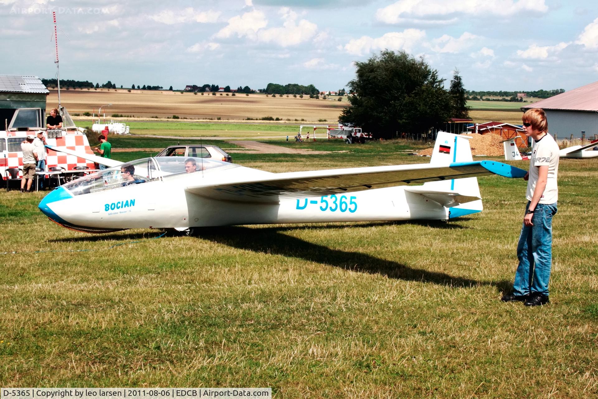 D-5365, 1970 SZD 9bis Bocian 1E C/N P-521, Ballenstedt 6.8.2011