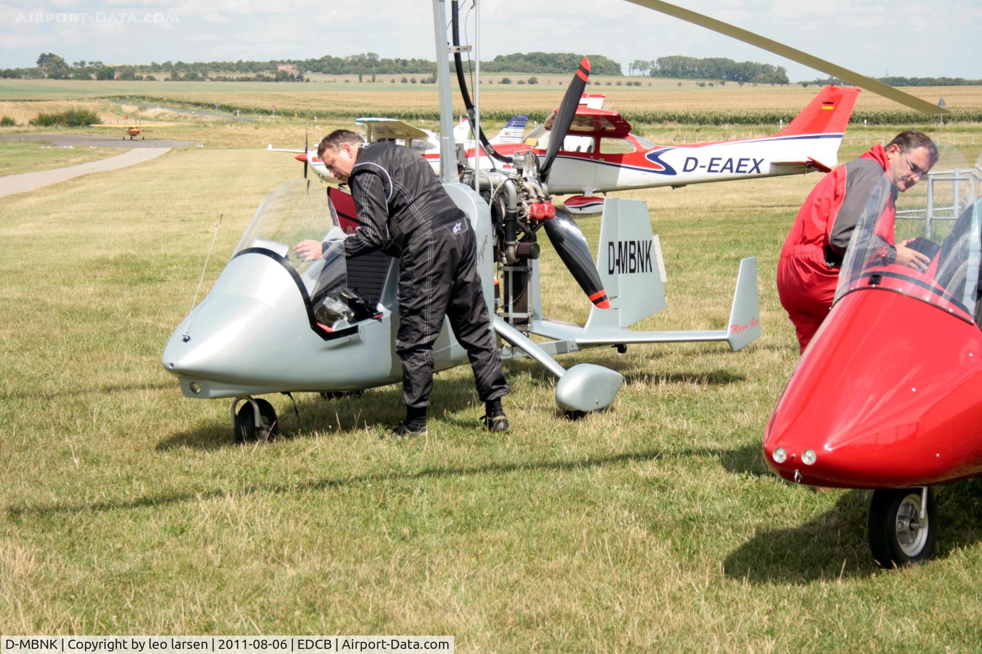 D-MBNK, Magni Gyro M-14 Scout C/N 160221874, Ballenstedt 6.8.2011