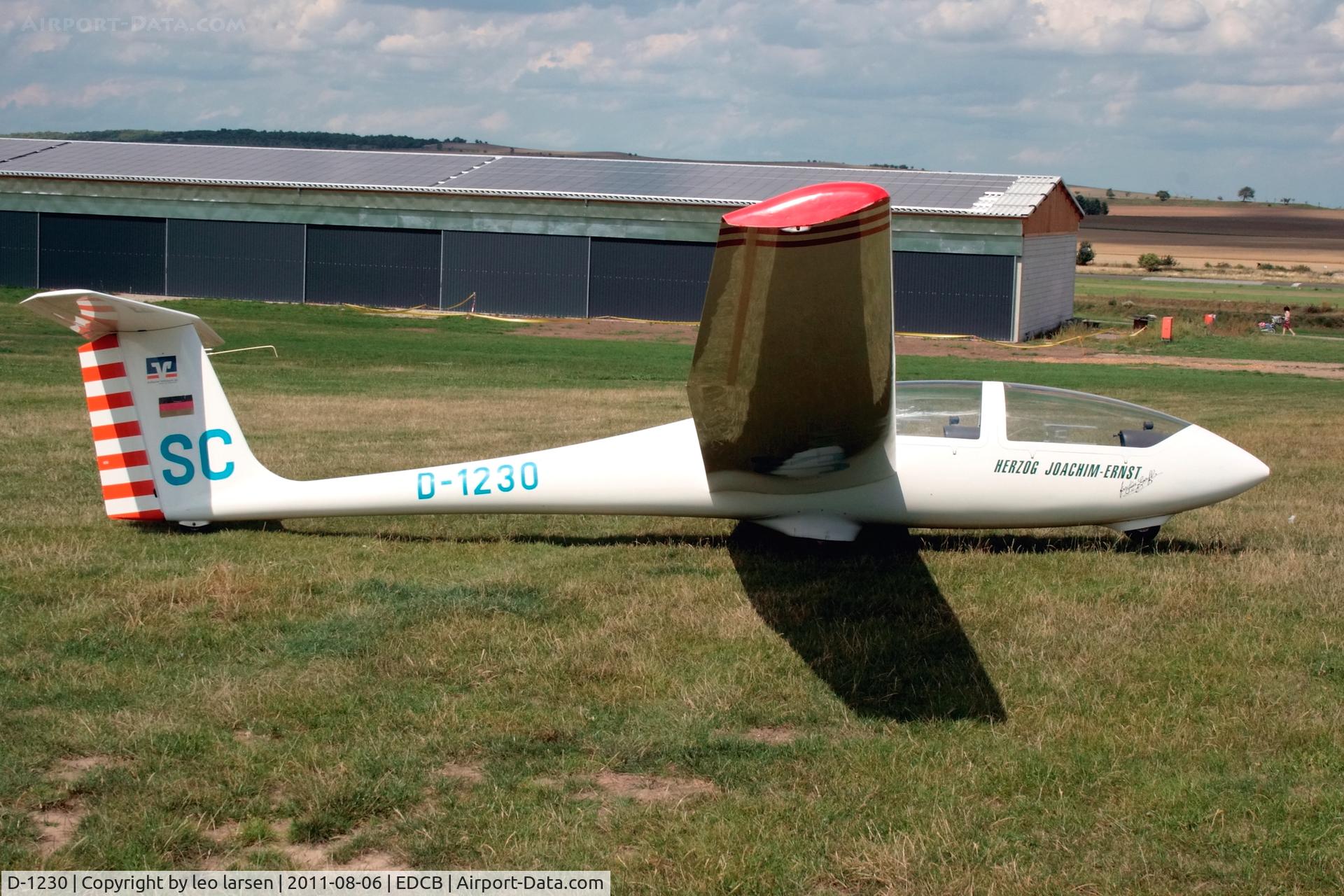 D-1230, Grob G-103A Twin II Acro C/N 3767-K-53, Ballenstedt 6.8.2011