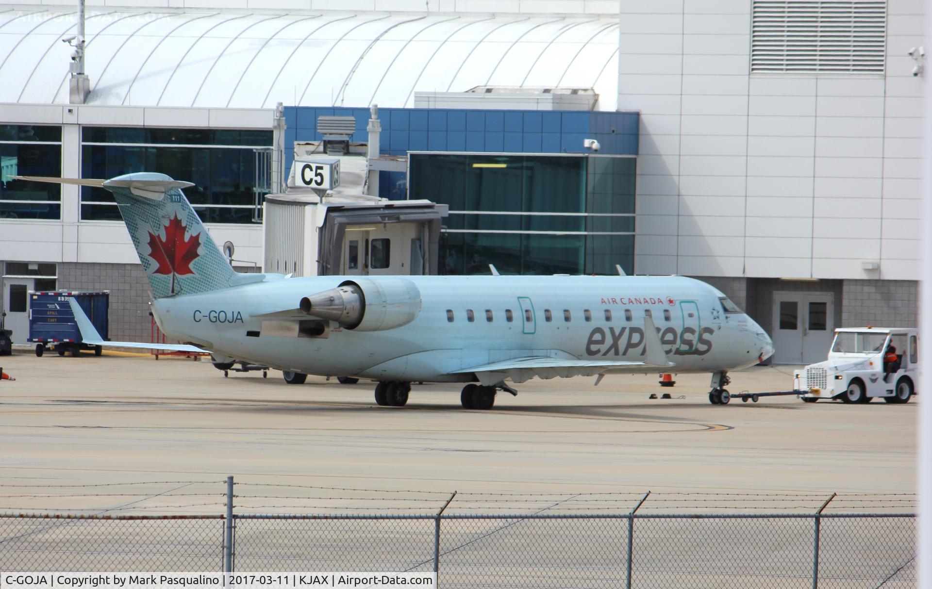 C-GOJA, 2005 Bombardier CRJ-200ER (CL-600-2B19) C/N 8009, CL-600-2B19