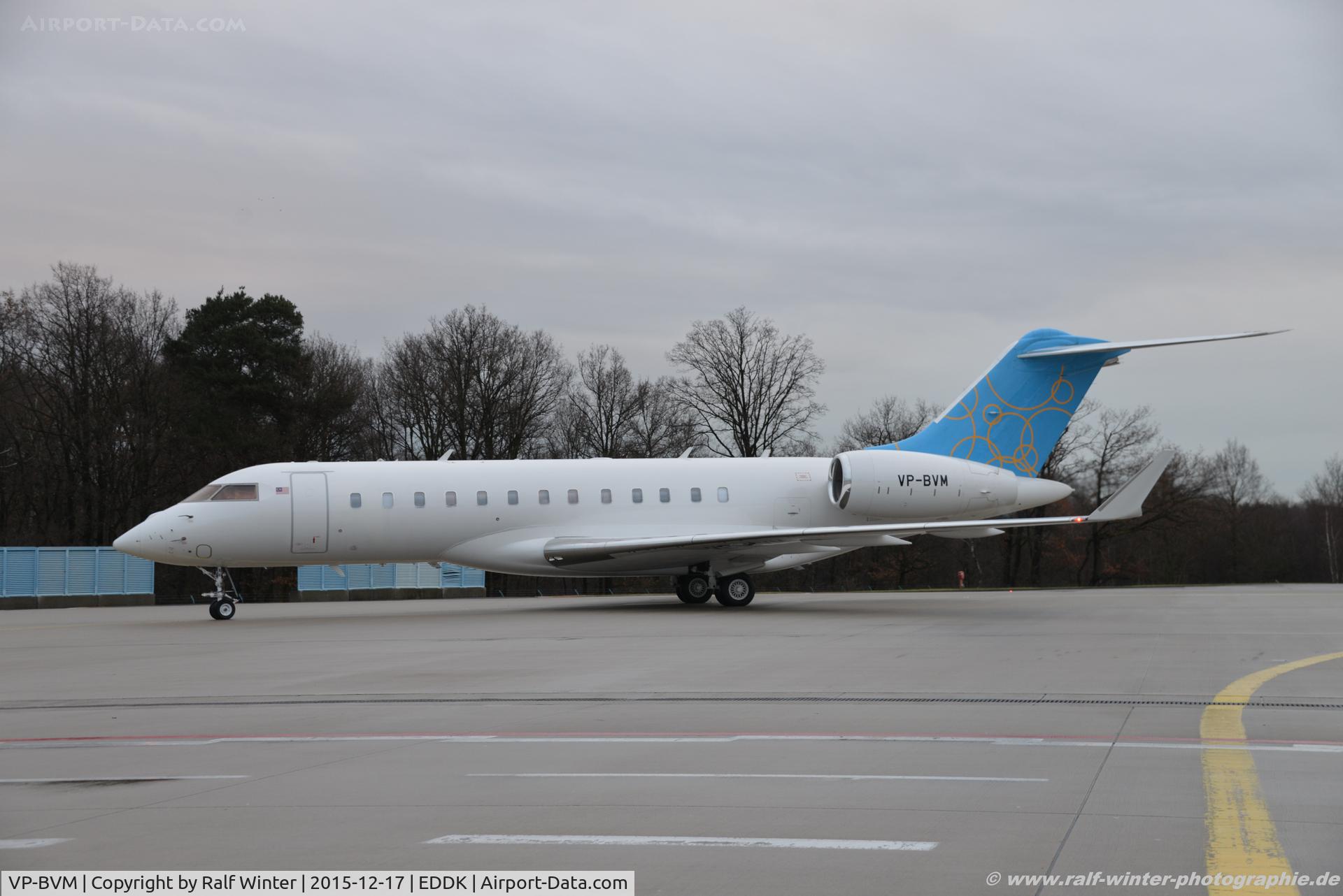 VP-BVM, , Bombarider BD-700-1A10 Global 6000 - Millenium Symphony - 9512 - VP-BVM - 17.12.2015 - CGN