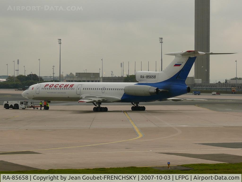 RA-85658, 1989 Tupolev Tu-154M C/N 89A808, Pulkovo Avia departure at CDG terminal 1