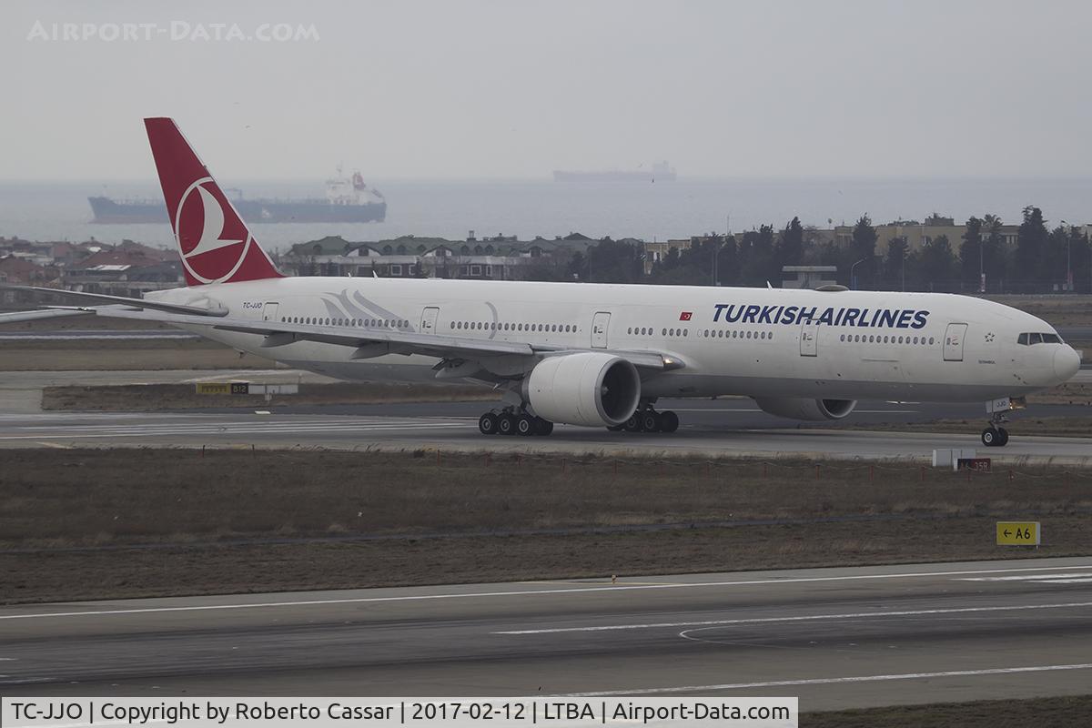 TC-JJO, 2011 Boeing 777-3F2/ER C/N 40796, Ataturk